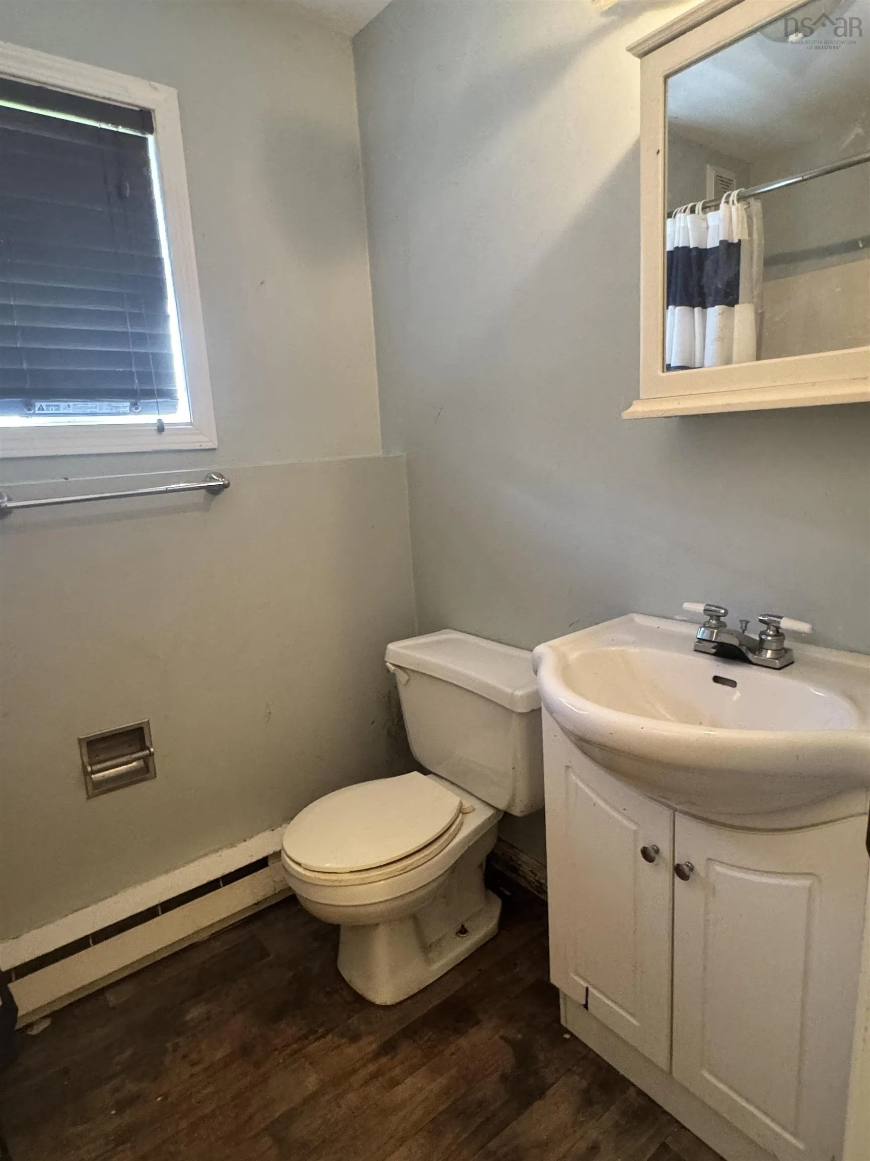 8 & 10 Thirteenth Street, Trenton, NS B0K 1X0, 6 Bedrooms Bedrooms, ,Residential Income,For Sale,Thirteenth,202522126
