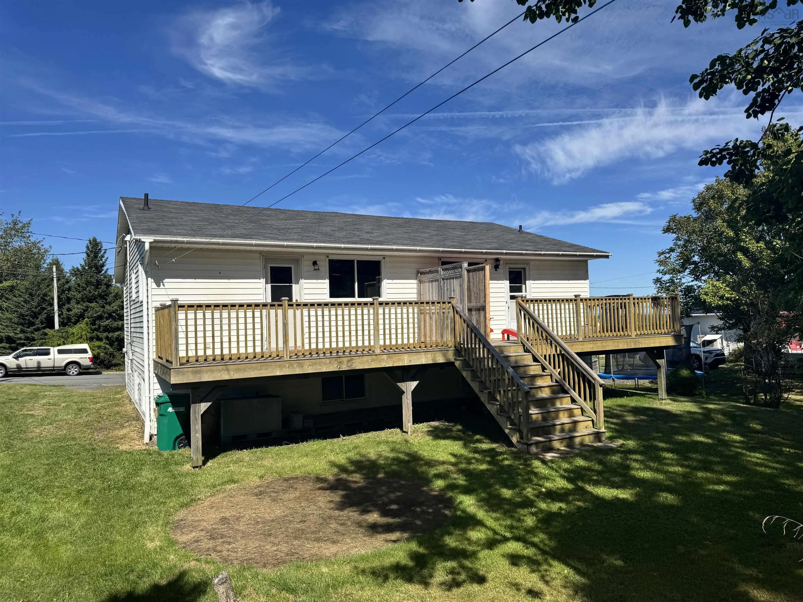 8 & 10 Thirteenth Street, Trenton, NS B0K 1X0, 6 Bedrooms Bedrooms, ,Residential Income,For Sale,Thirteenth,202522126