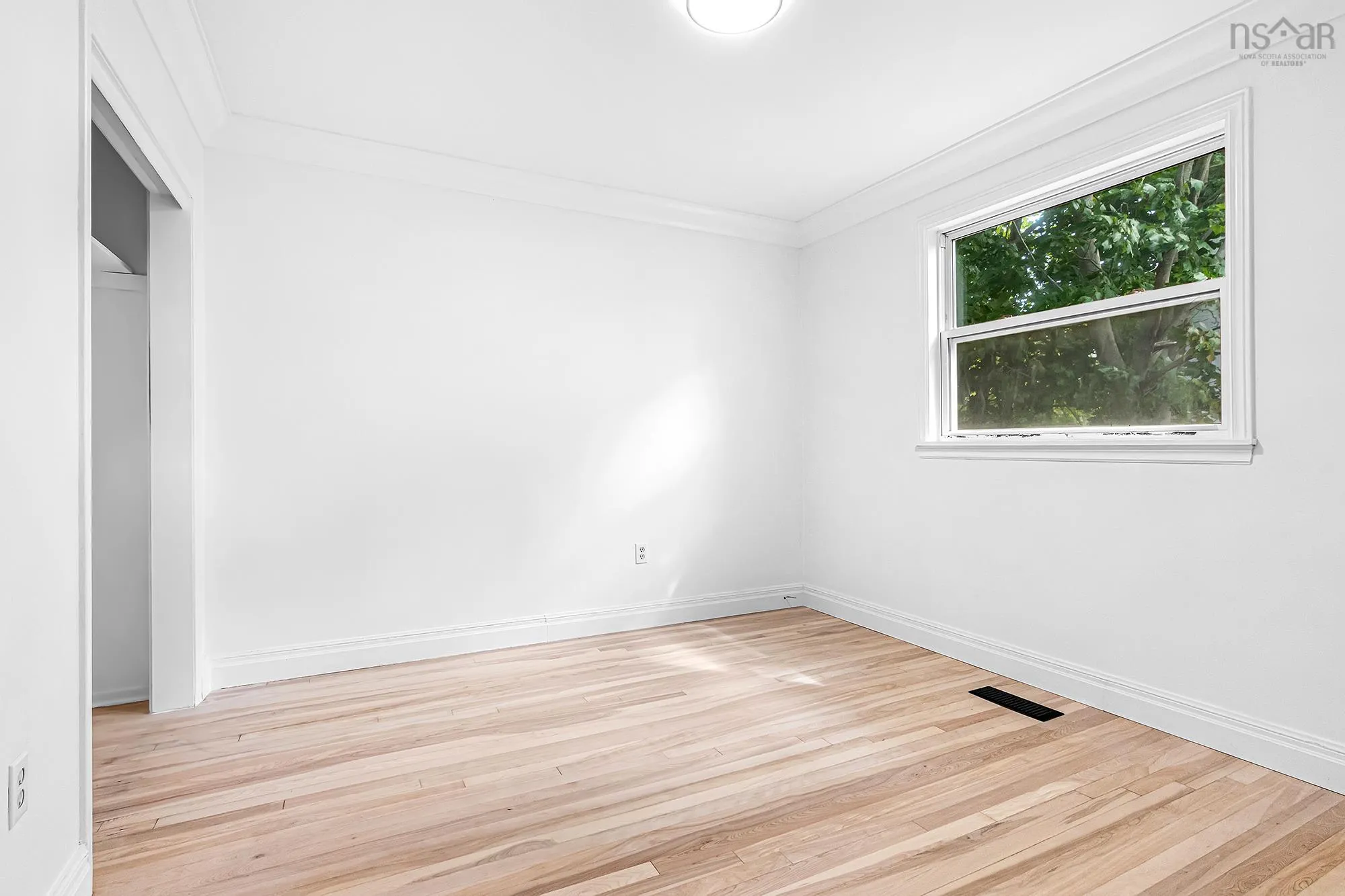 150 Evans Avenue, Halifax, NS B3M 1E1, 4 Bedrooms Bedrooms, ,2 BathroomsBathrooms,Residential,For Sale,Evans,202524619