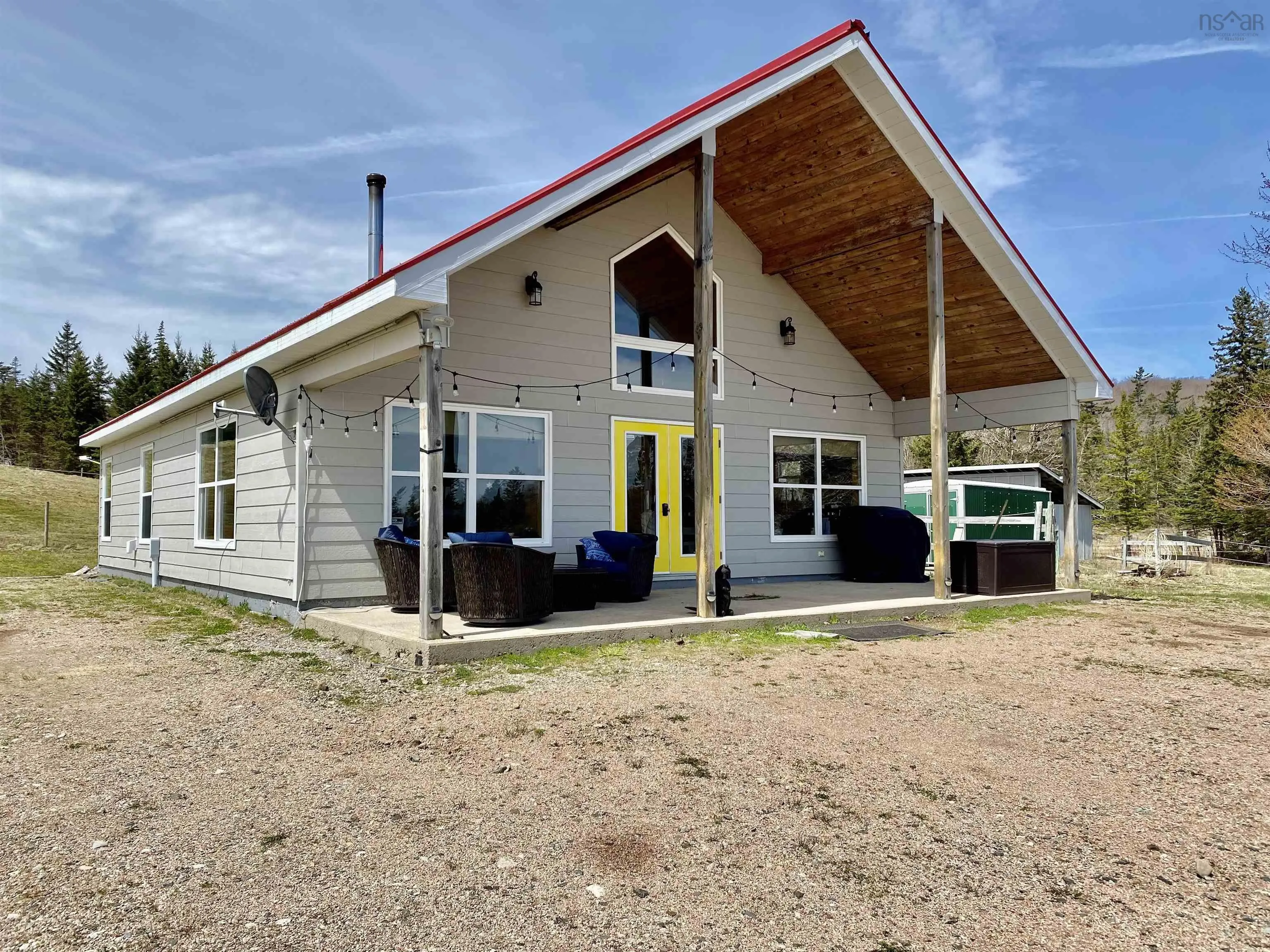 220 Campbell Road, West Bay, NS B0E 2Y0, 1 Bedroom Bedrooms, ,2 BathroomsBathrooms,Residential,For Sale,Campbell,202522041