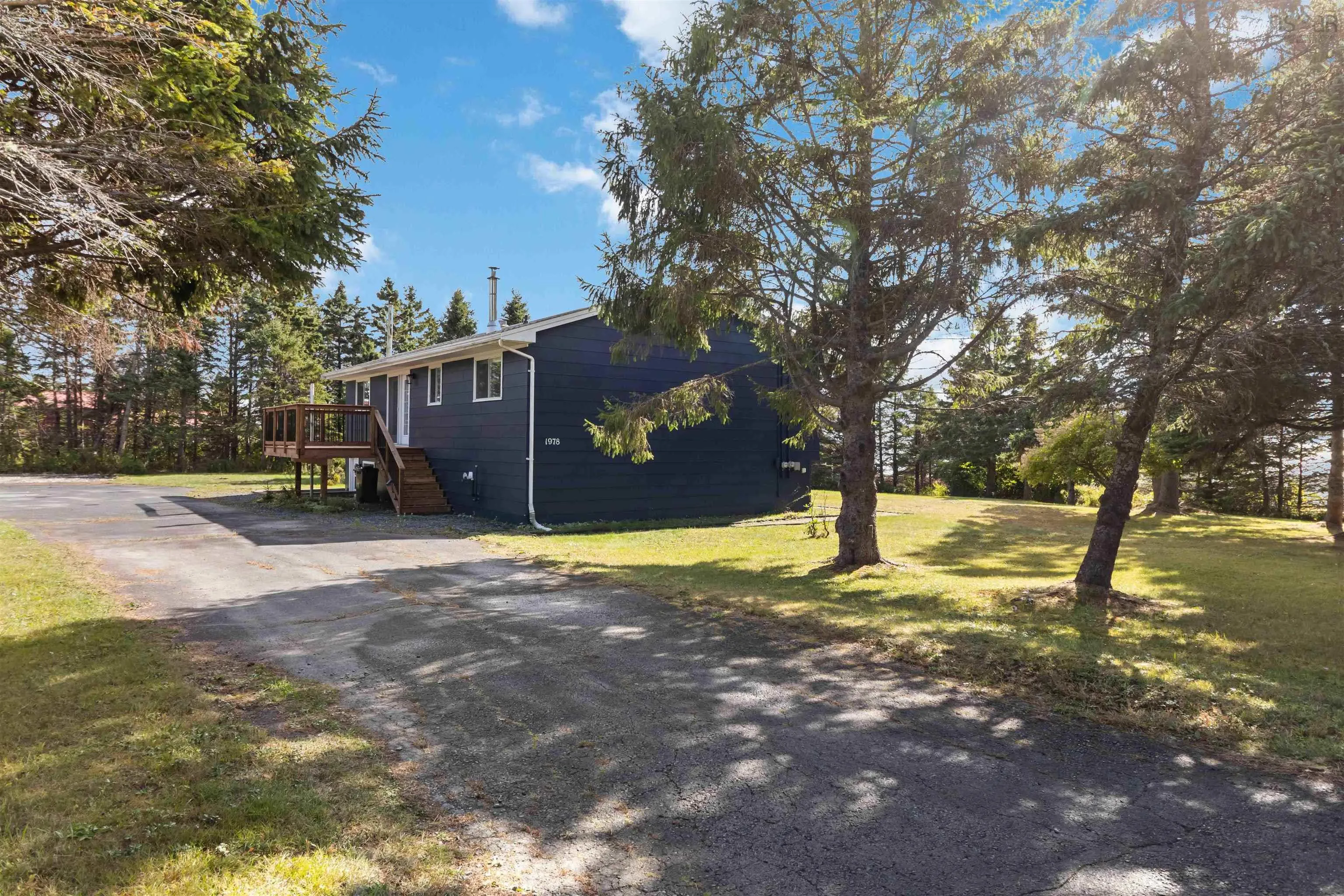1978 Caldwell Road, Eastern Passage, NS B3G 1J1, 4 Bedrooms Bedrooms, ,4 BathroomsBathrooms,Residential,For Sale,Caldwell,202524836