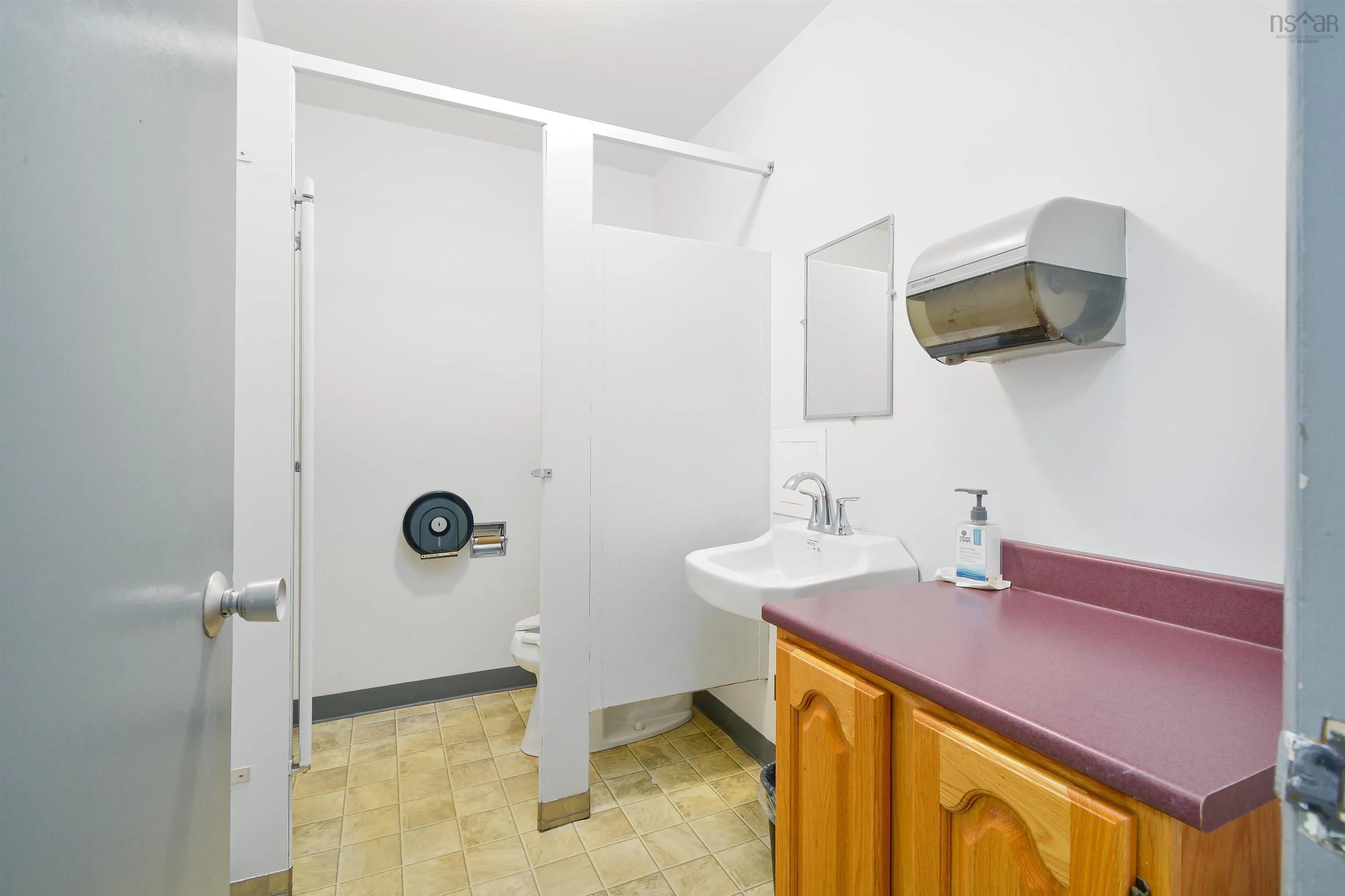 50 Dorchester Street, Sydney Ns B1p 5z1, ,Commercial Sale,For Sale,Dorchester,202505341