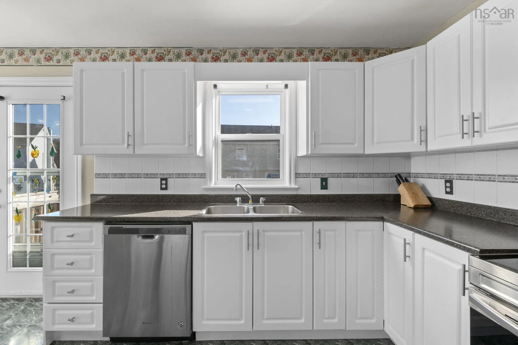 14 Suffolk Close, Halifax, NS B3S 1H5, 3 Bedrooms Bedrooms, ,3 BathroomsBathrooms,Residential,For Sale,Suffolk,202524821