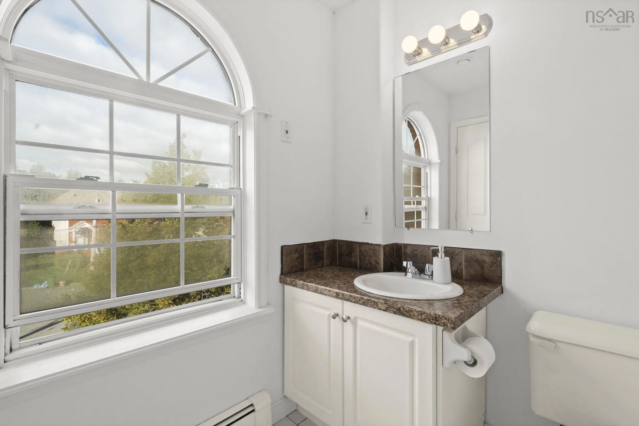 14 Suffolk Close, Halifax, NS B3S 1H5, 3 Bedrooms Bedrooms, ,3 BathroomsBathrooms,Residential,For Sale,Suffolk,202524821