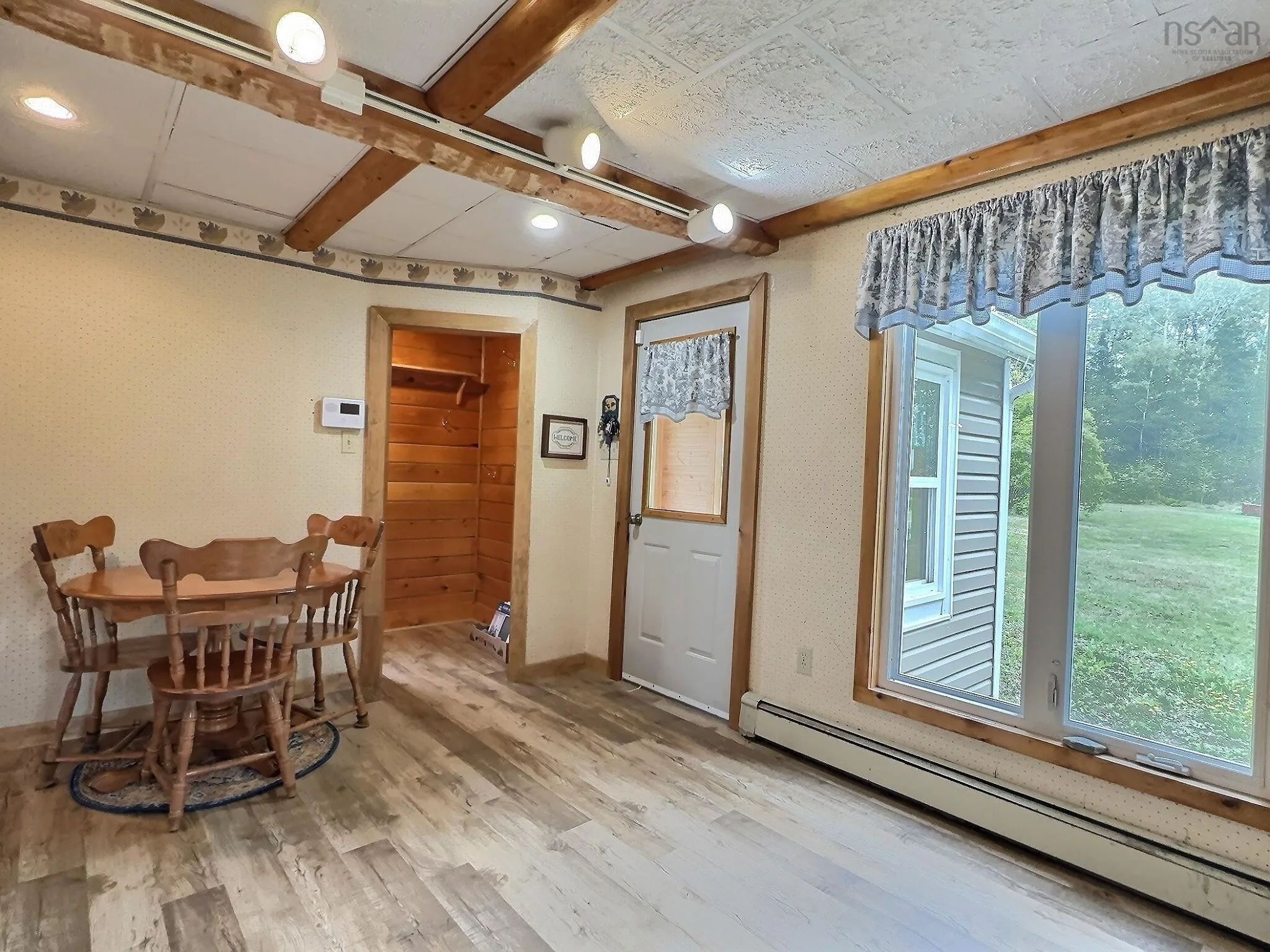 401 2 Highway, Brookfield, NS B0N 1C0, 2 Bedrooms Bedrooms, ,1 BathroomBathrooms,Residential,For Sale,2,202523533