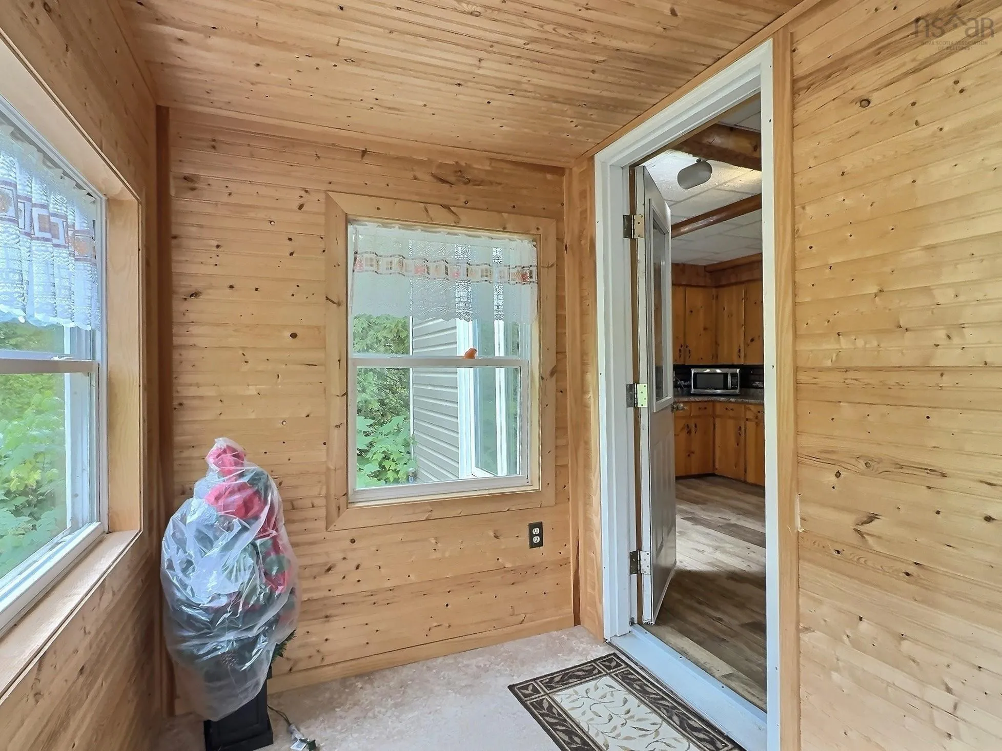 401 2 Highway, Brookfield, NS B0N 1C0, 2 Bedrooms Bedrooms, ,1 BathroomBathrooms,Residential,For Sale,2,202523533