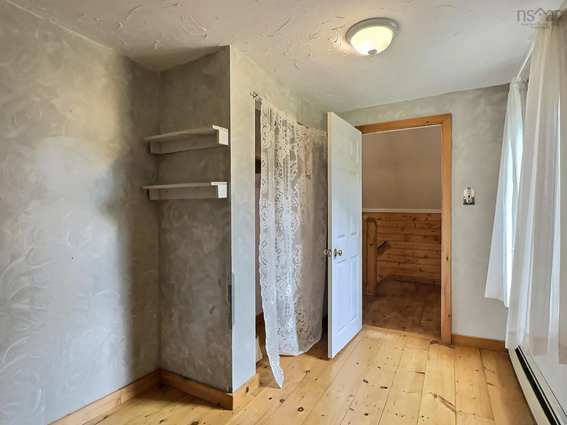 401 2 Highway, Brookfield, NS B0N 1C0, 2 Bedrooms Bedrooms, ,1 BathroomBathrooms,Residential,For Sale,2,202523533