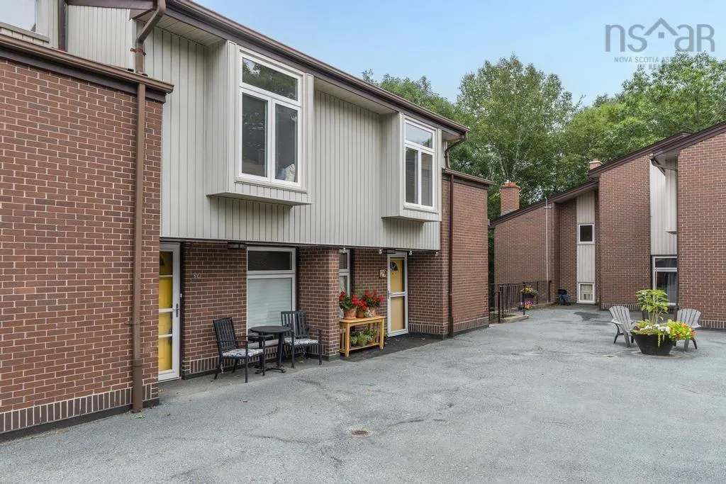 30 Garden Court Terrace, Dartmouth, NS B3A 3S6, 3 Bedrooms Bedrooms, ,2 BathroomsBathrooms,Residential,For Sale,Garden Court,202521698
