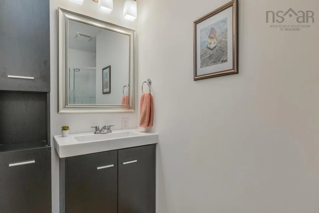 30 Garden Court Terrace, Dartmouth, NS B3A 3S6, 3 Bedrooms Bedrooms, ,2 BathroomsBathrooms,Residential,For Sale,Garden Court,202521698