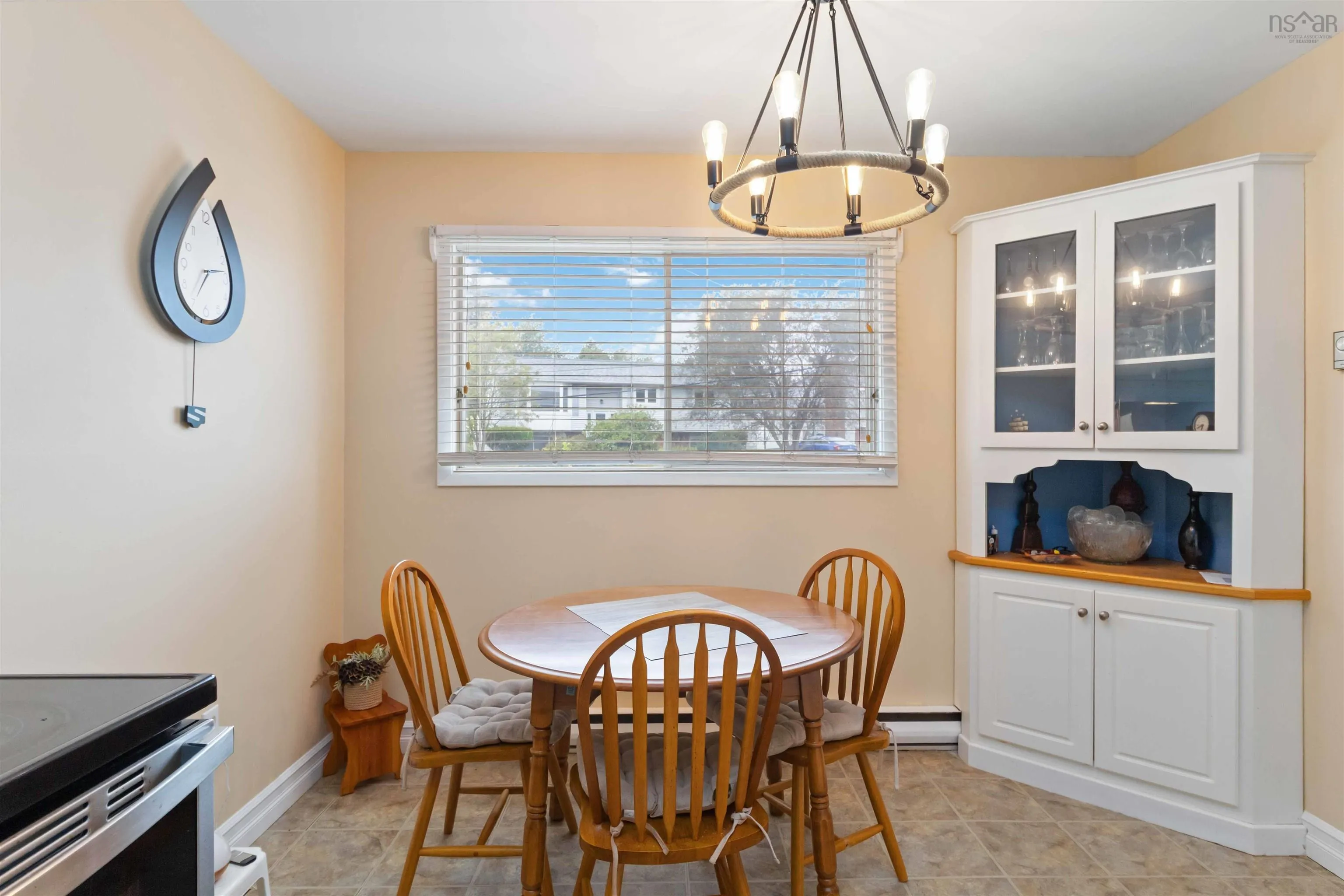 11d Arklow Drive, Dartmouth, NS B2W 4J6, 3 Bedrooms Bedrooms, ,2 BathroomsBathrooms,Residential,For Sale,Arklow,202521675