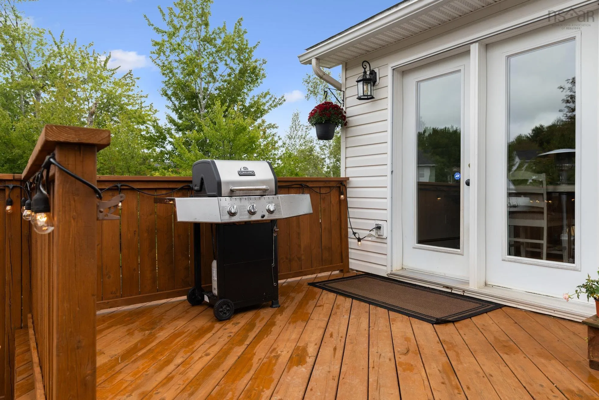 61 Elmwood Drive, Elmsdale, NS B2S 1B3, 4 Bedrooms Bedrooms, ,2 BathroomsBathrooms,Residential,For Sale,Elmwood,202523147
