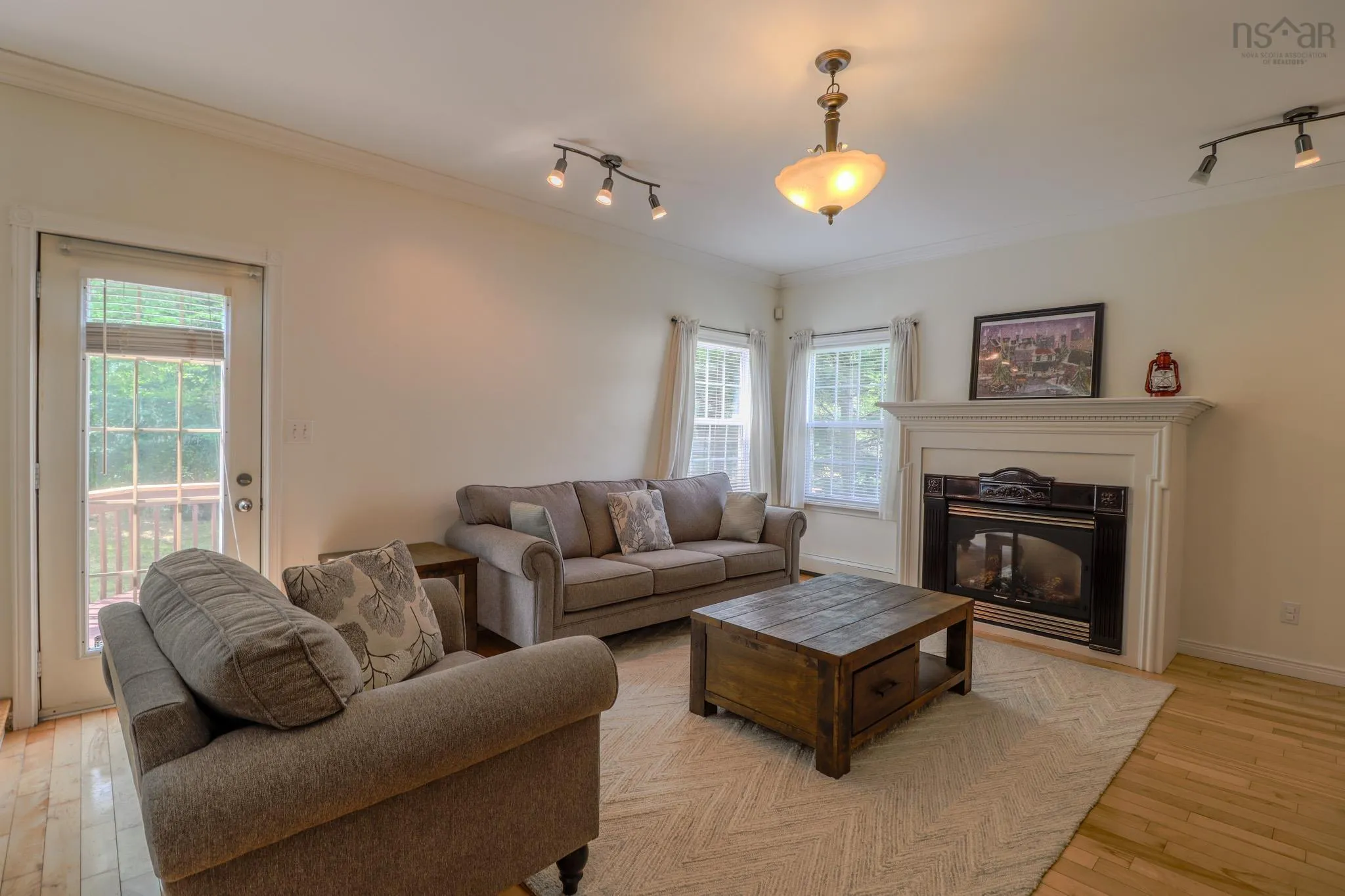 36 Amberwood Crescent, Westmount, NS B1R 2J8, 3 Bedrooms Bedrooms, ,4 BathroomsBathrooms,Residential,For Sale,Amberwood,202520996