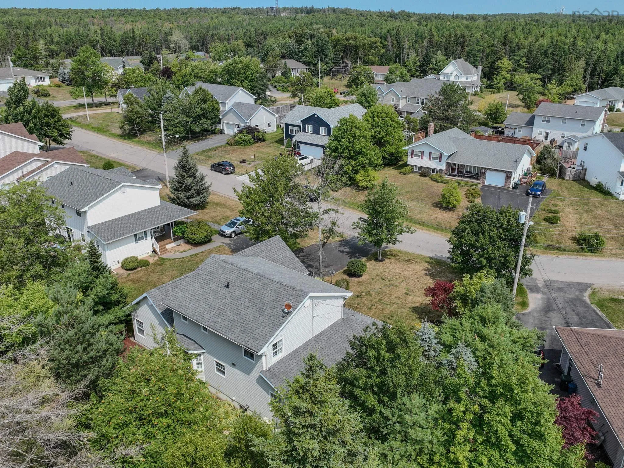 36 Amberwood Crescent, Westmount, NS B1R 2J8, 3 Bedrooms Bedrooms, ,4 BathroomsBathrooms,Residential,For Sale,Amberwood,202520996