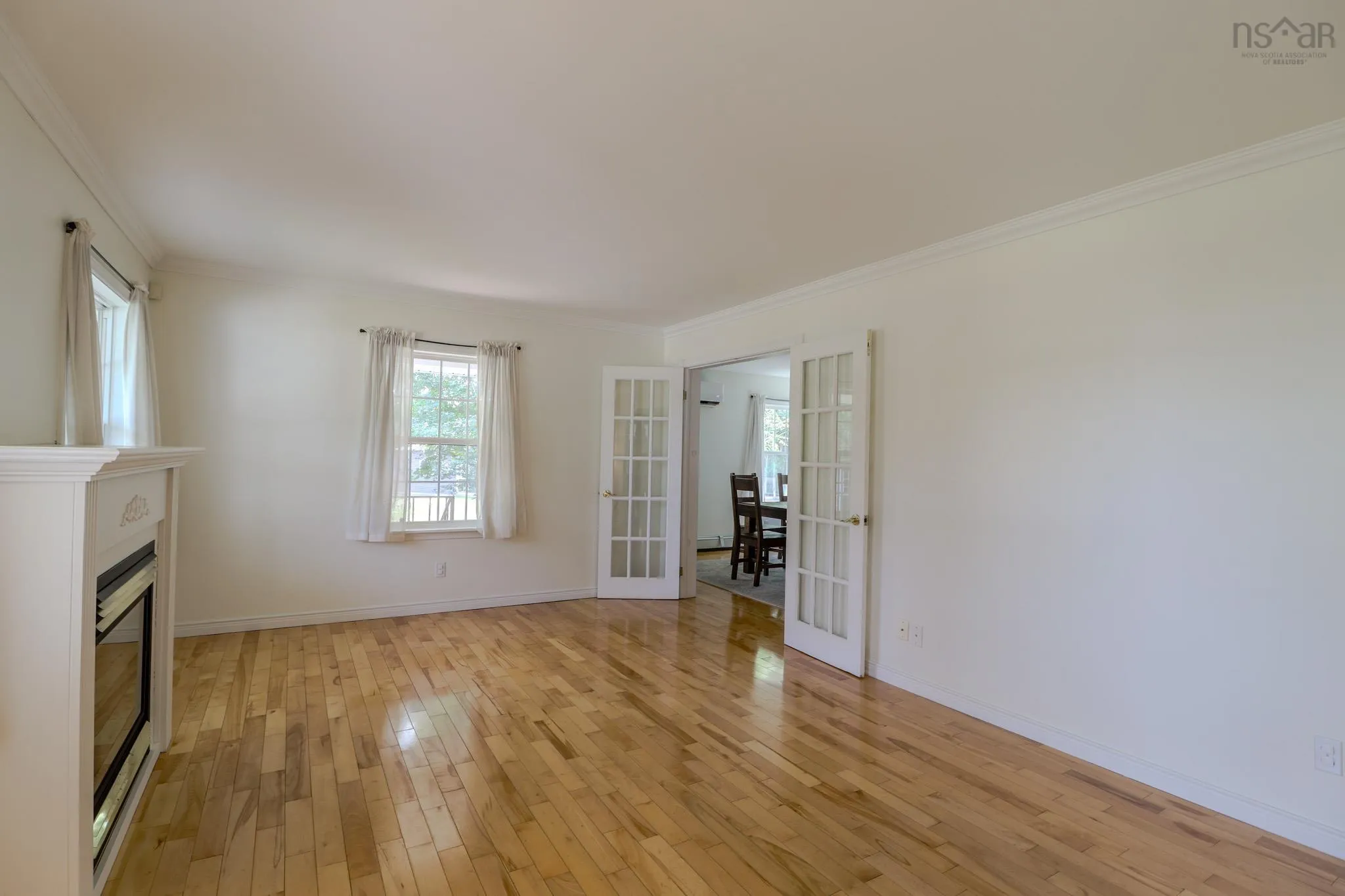 36 Amberwood Crescent, Westmount, NS B1R 2J8, 3 Bedrooms Bedrooms, ,4 BathroomsBathrooms,Residential,For Sale,Amberwood,202520996