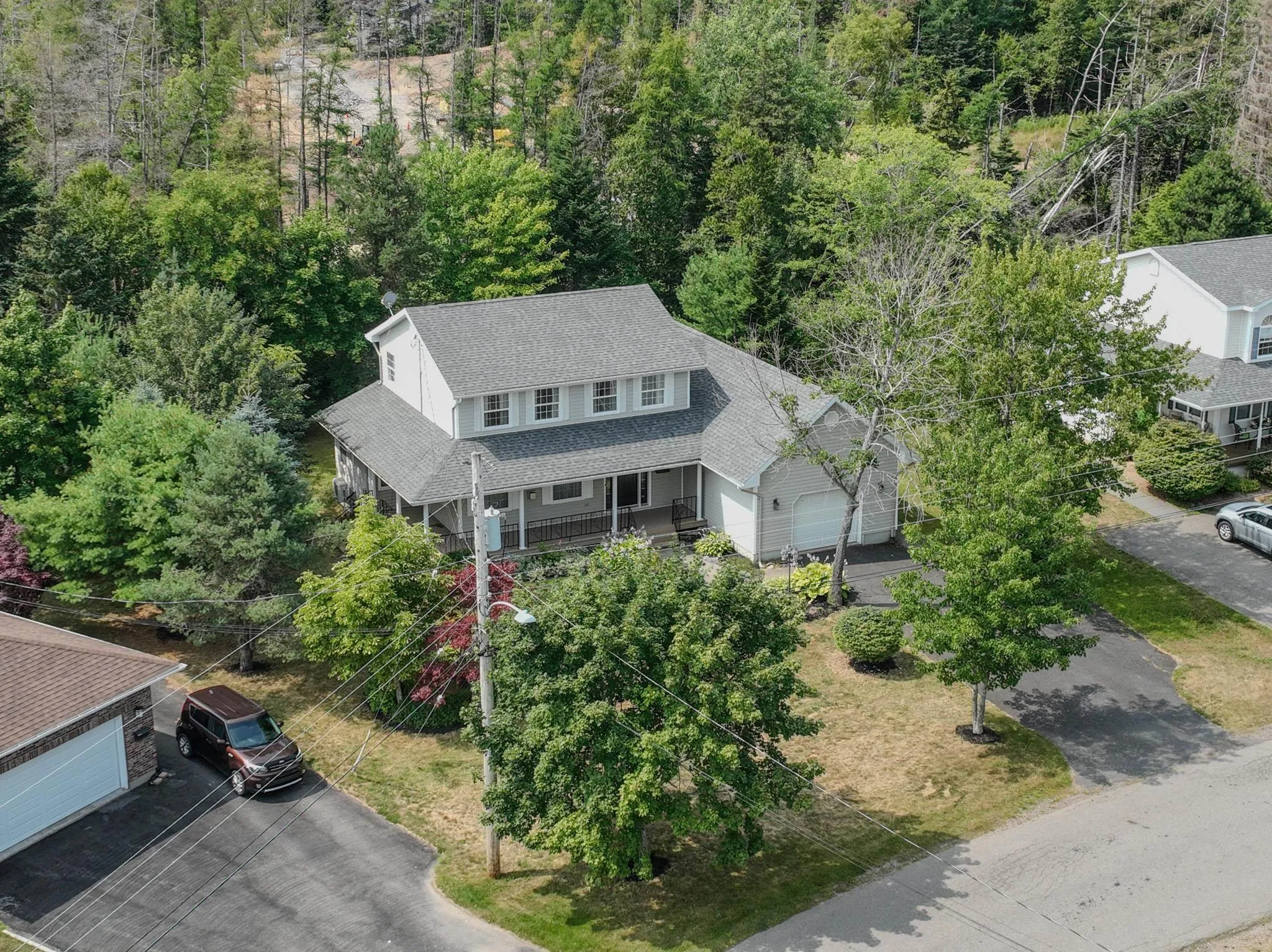 36 Amberwood Crescent, Westmount, NS B1R 2J8, 3 Bedrooms Bedrooms, ,4 BathroomsBathrooms,Residential,For Sale,Amberwood,202520996