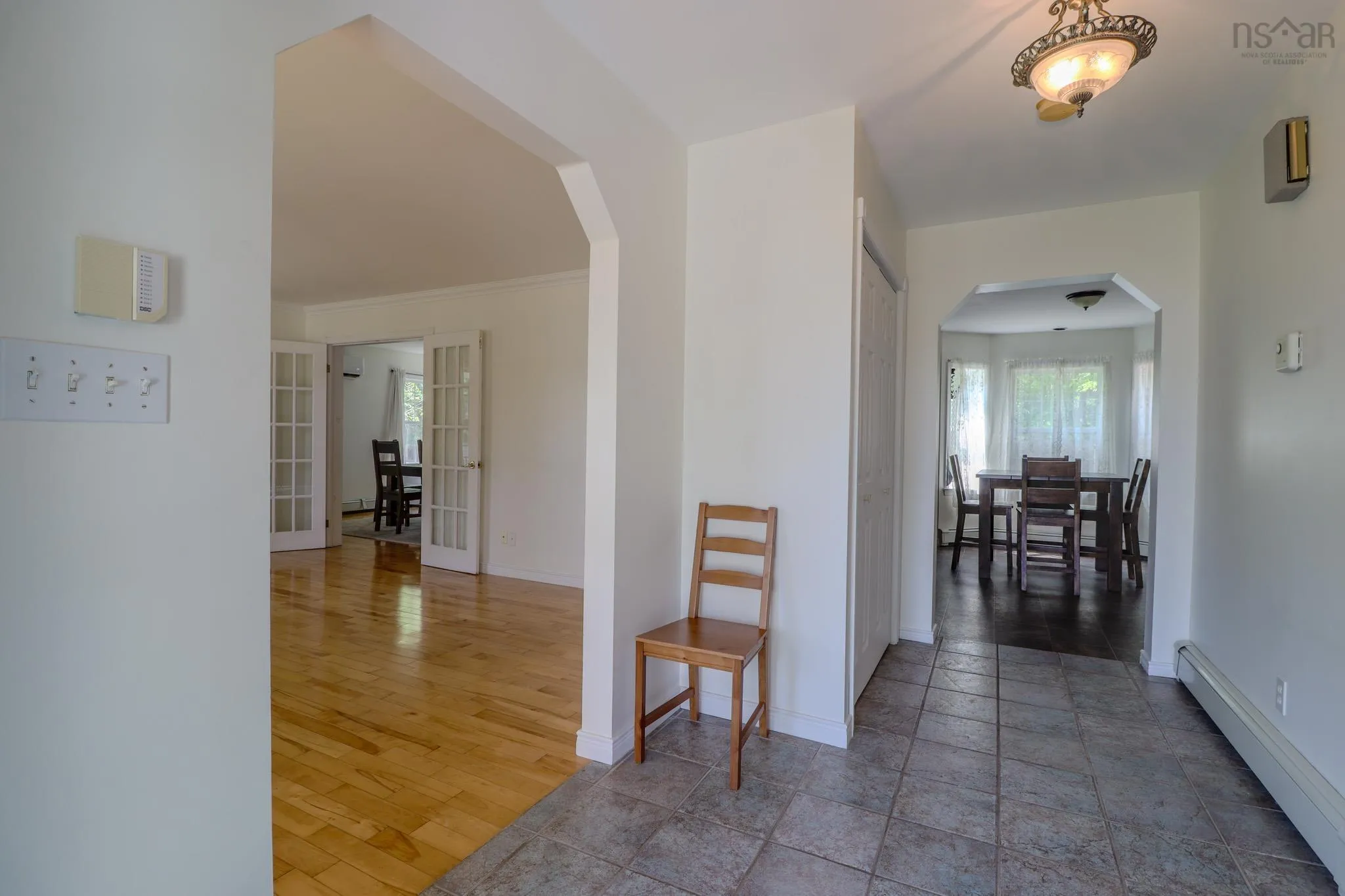36 Amberwood Crescent, Westmount, NS B1R 2J8, 3 Bedrooms Bedrooms, ,4 BathroomsBathrooms,Residential,For Sale,Amberwood,202520996
