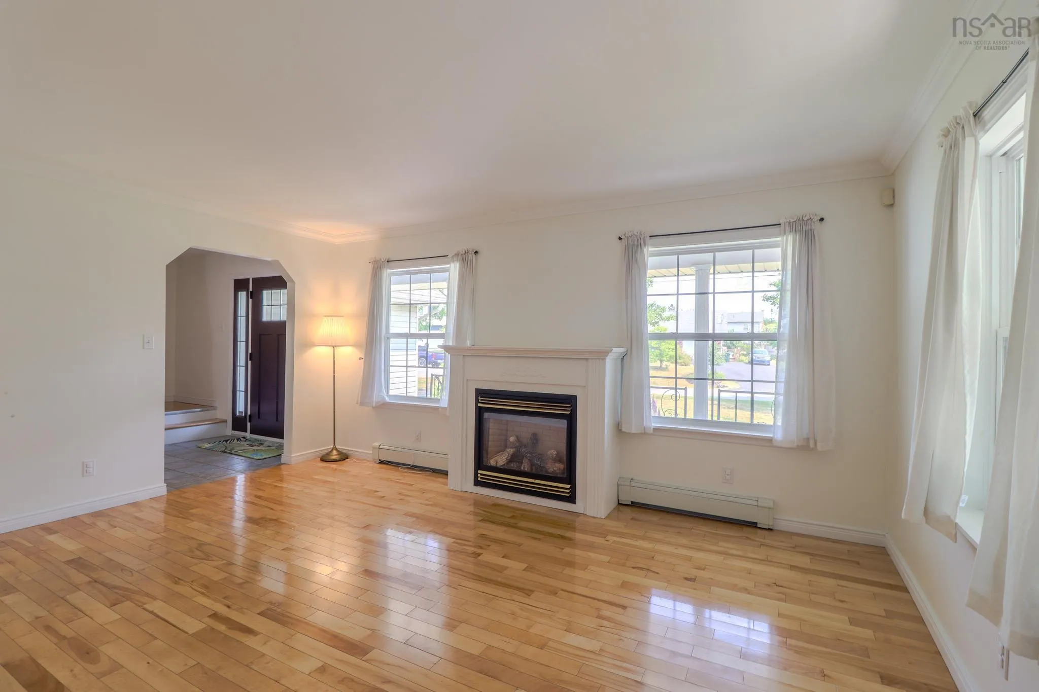 36 Amberwood Crescent, Westmount, NS B1R 2J8, 3 Bedrooms Bedrooms, ,4 BathroomsBathrooms,Residential,For Sale,Amberwood,202520996
