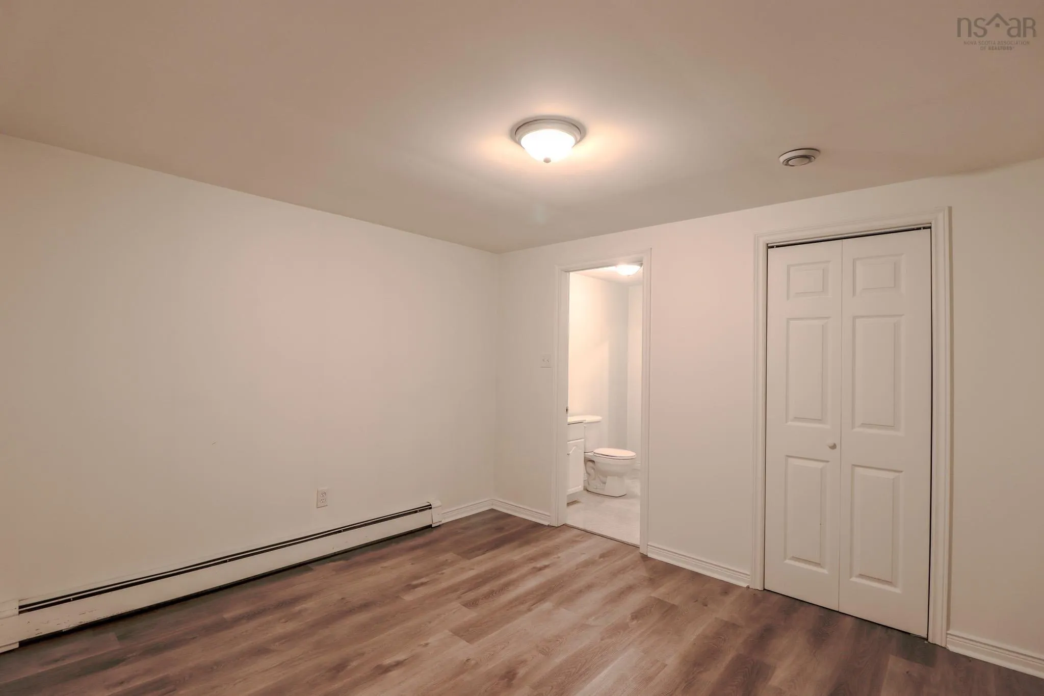 36 Amberwood Crescent, Westmount, NS B1R 2J8, 3 Bedrooms Bedrooms, ,4 BathroomsBathrooms,Residential,For Sale,Amberwood,202520996