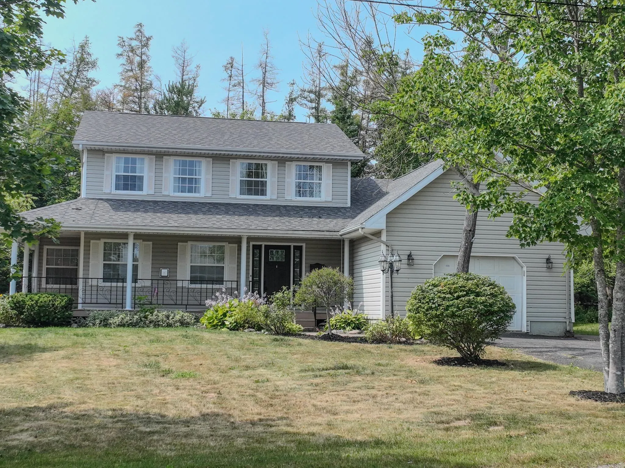 36 Amberwood Crescent, Westmount, NS B1R 2J8, 3 Bedrooms Bedrooms, ,4 BathroomsBathrooms,Residential,For Sale,Amberwood,202520996