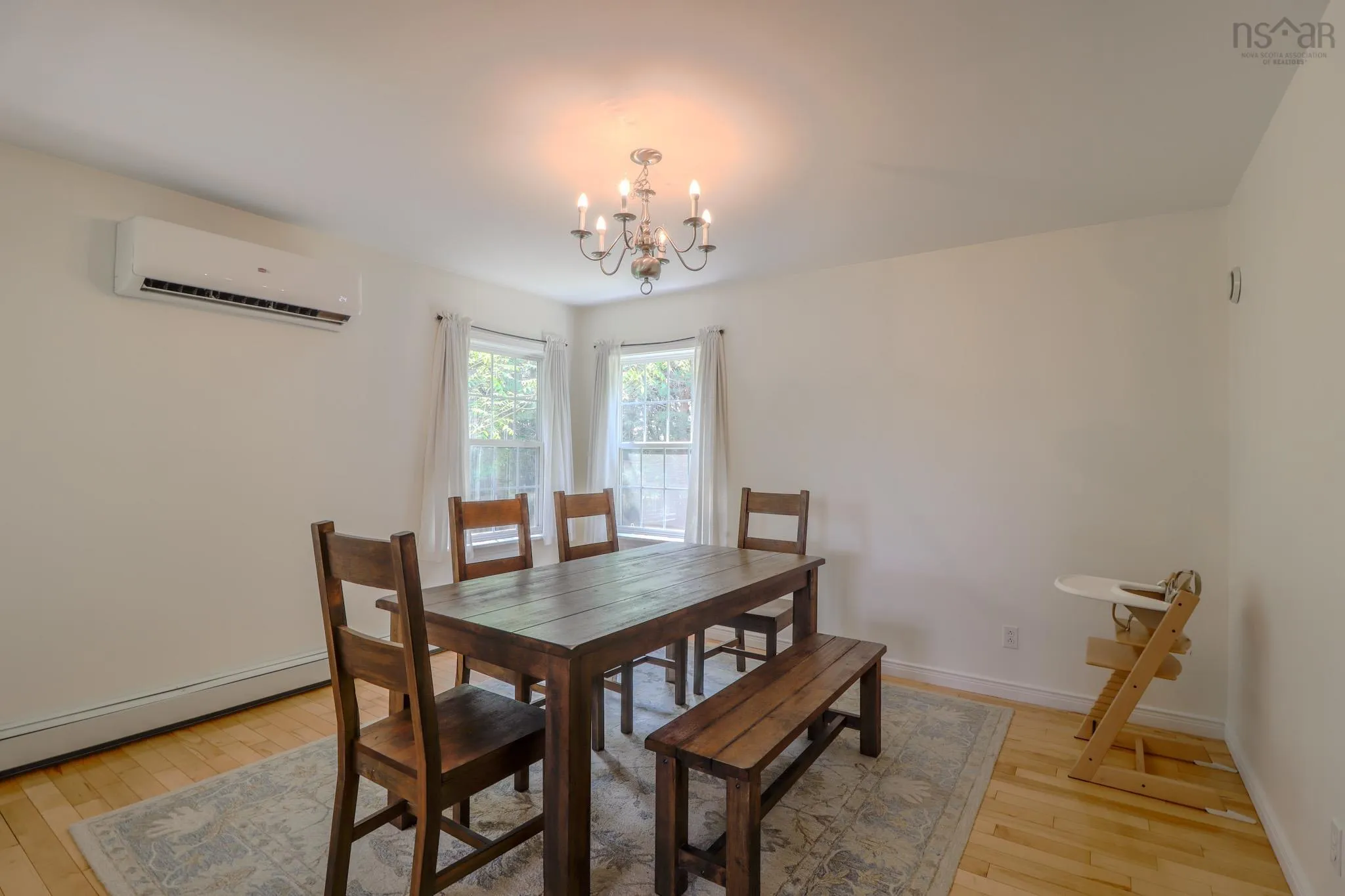 36 Amberwood Crescent, Westmount, NS B1R 2J8, 3 Bedrooms Bedrooms, ,4 BathroomsBathrooms,Residential,For Sale,Amberwood,202520996