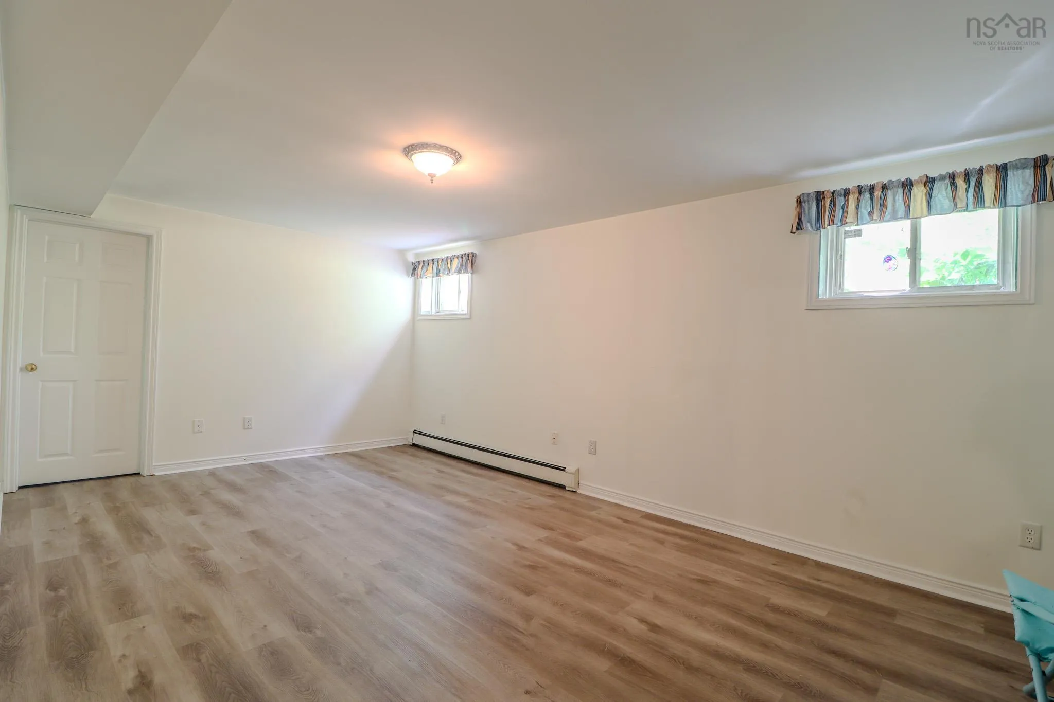 36 Amberwood Crescent, Westmount, NS B1R 2J8, 3 Bedrooms Bedrooms, ,4 BathroomsBathrooms,Residential,For Sale,Amberwood,202520996