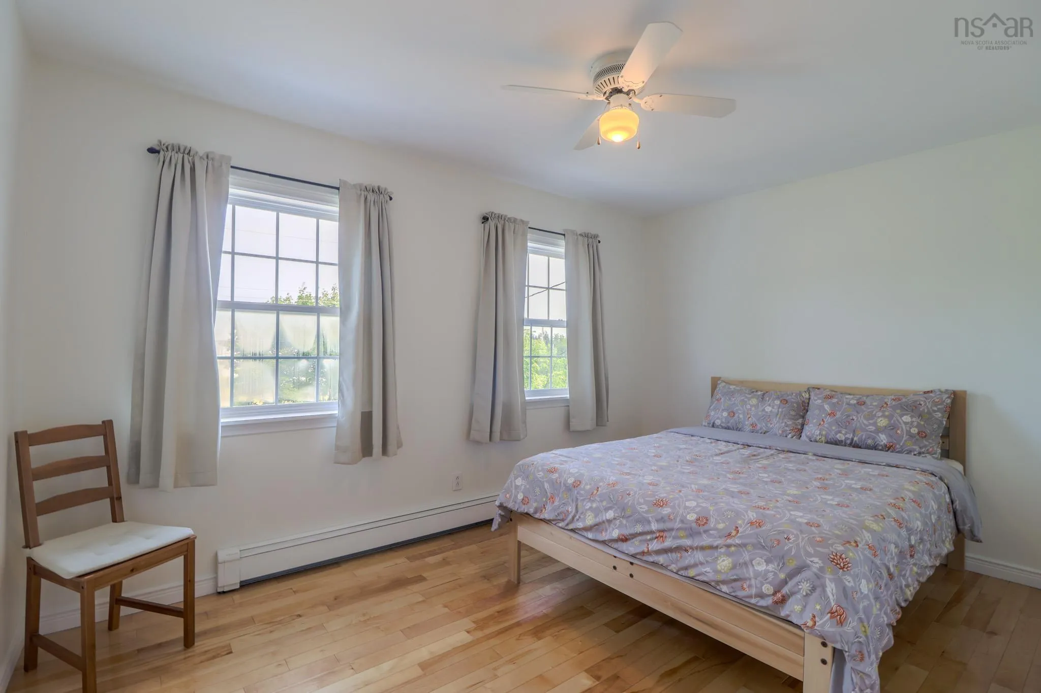 36 Amberwood Crescent, Westmount, NS B1R 2J8, 3 Bedrooms Bedrooms, ,4 BathroomsBathrooms,Residential,For Sale,Amberwood,202520996