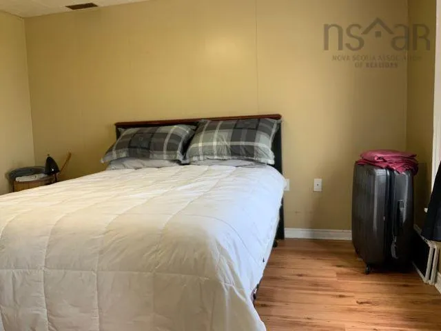 5863 Highway 16, Queensport, NS B0H 1N0, 3 Bedrooms Bedrooms, ,1 BathroomBathrooms,Residential,For Sale,Highway 16 Queensport,202520230