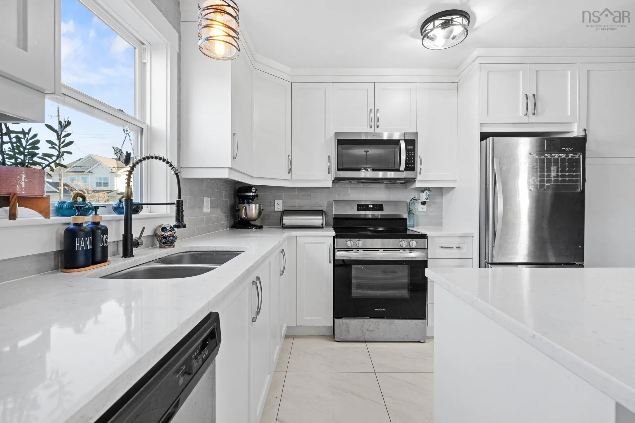 202 Titanium Crescent, Halifax, NS B3P 0J2, 3 Bedrooms Bedrooms, ,4 BathroomsBathrooms,Residential,For Sale,Titanium,202525174