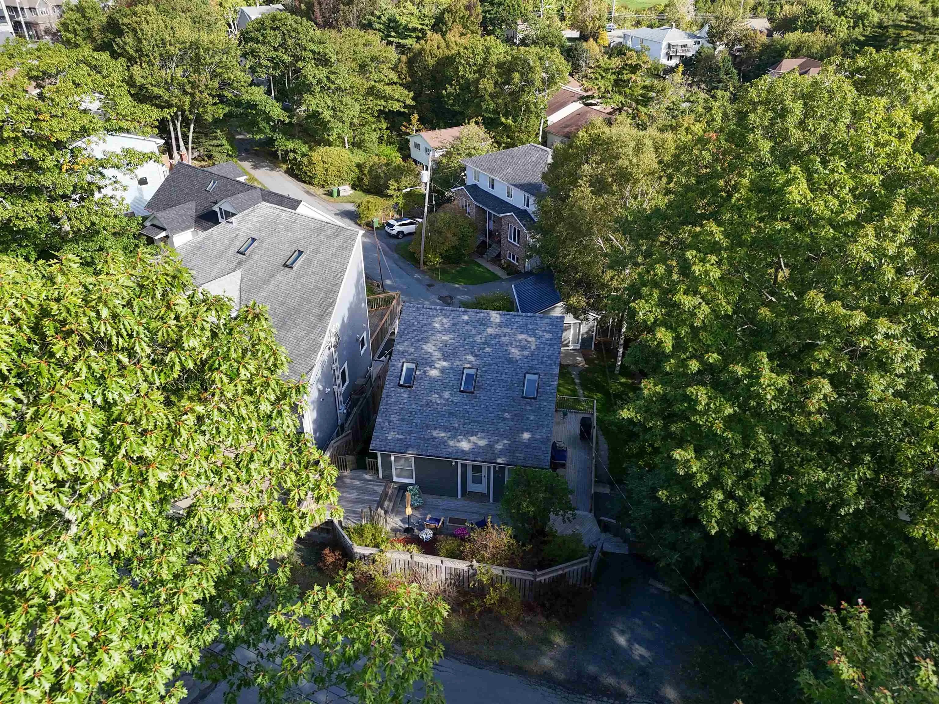 12 Acorn Road, Halifax, NS B3P 1G8, 2 Bedrooms Bedrooms, ,2 BathroomsBathrooms,Residential,For Sale,Acorn,202524683