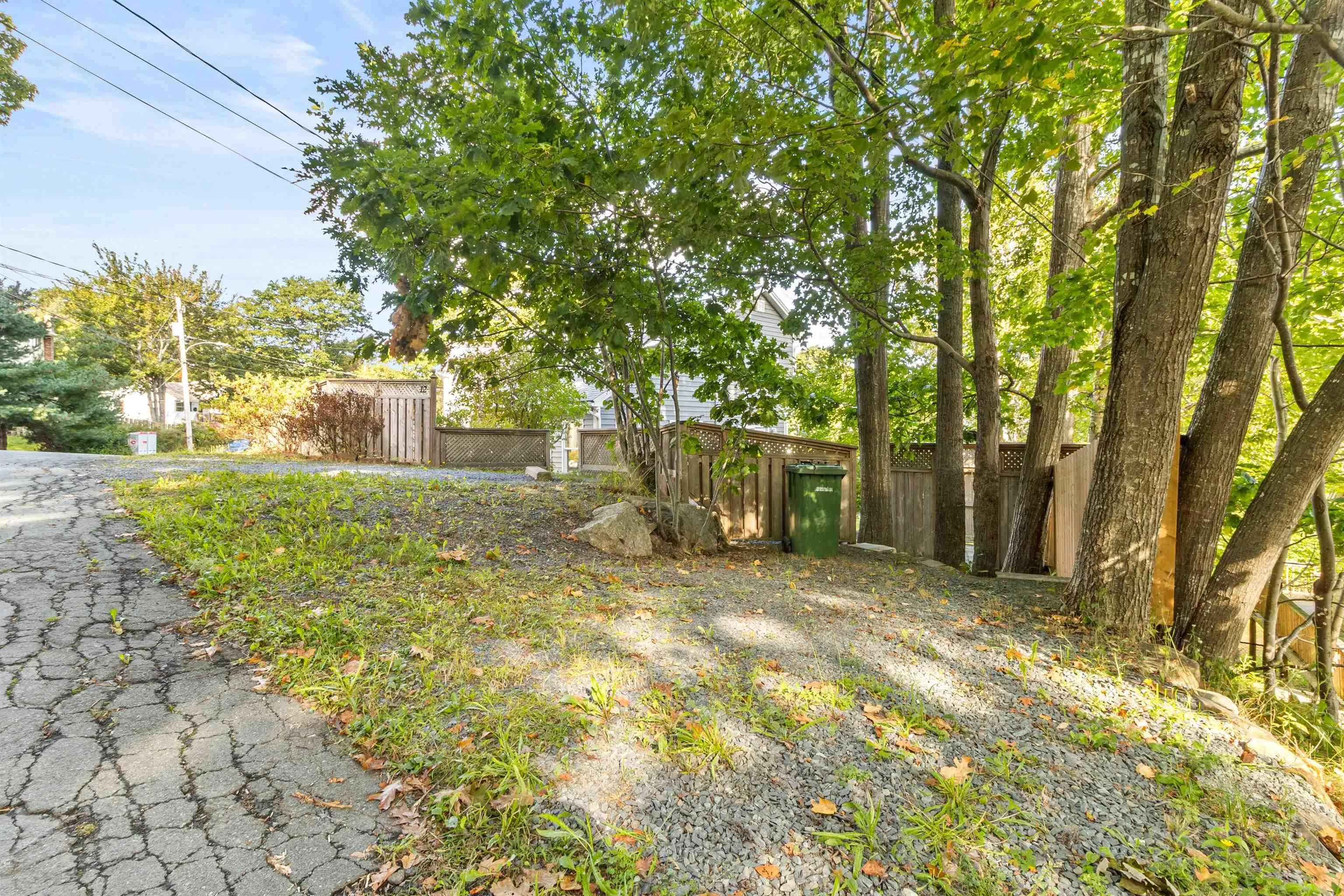 12 Acorn Road, Halifax, NS B3P 1G8, 2 Bedrooms Bedrooms, ,2 BathroomsBathrooms,Residential,For Sale,Acorn,202524683
