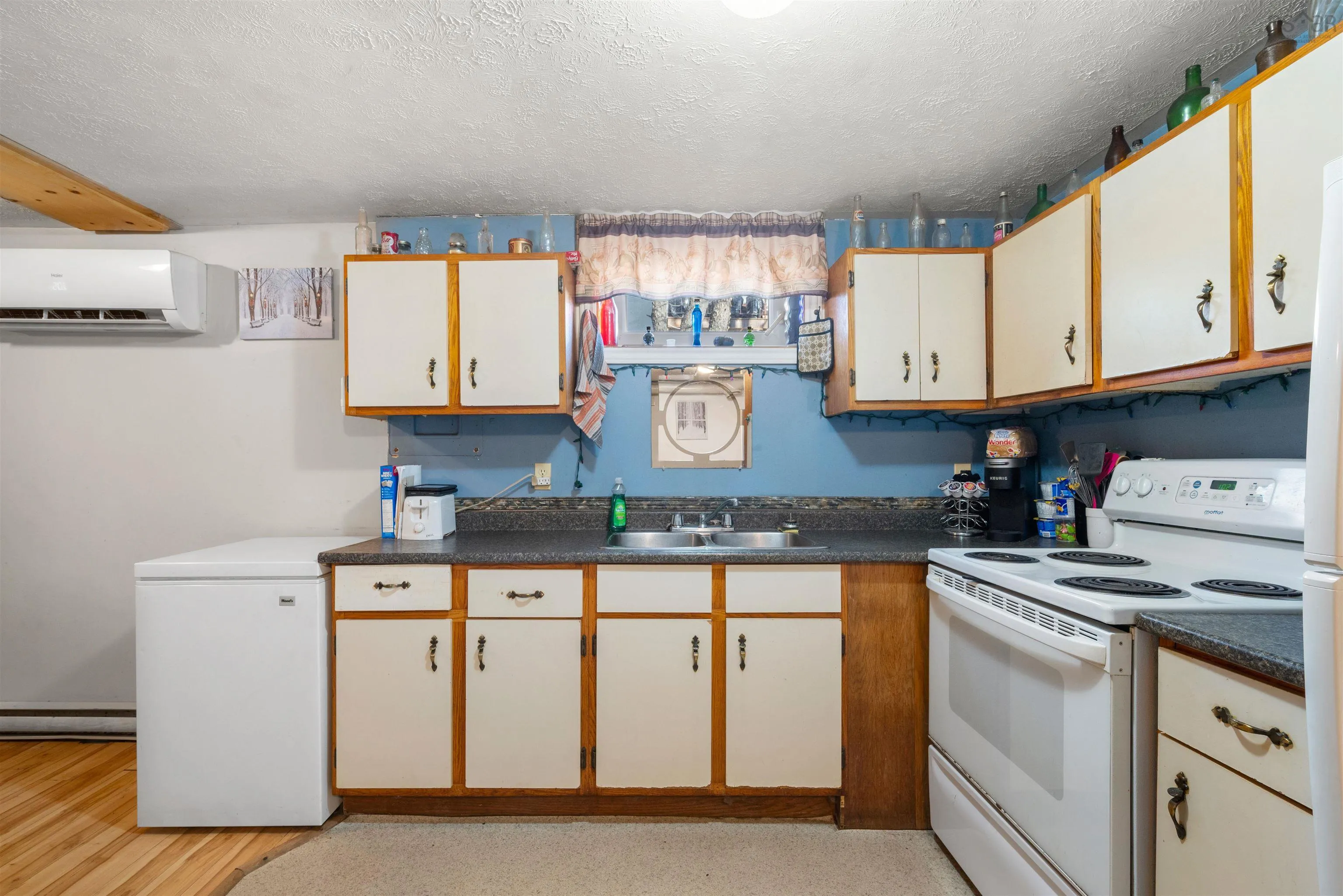 312 Morton Street, North Kentville, NS B4N 4S9, 9 Bedrooms Bedrooms, ,Residential Income,For Sale,Morton,202520551