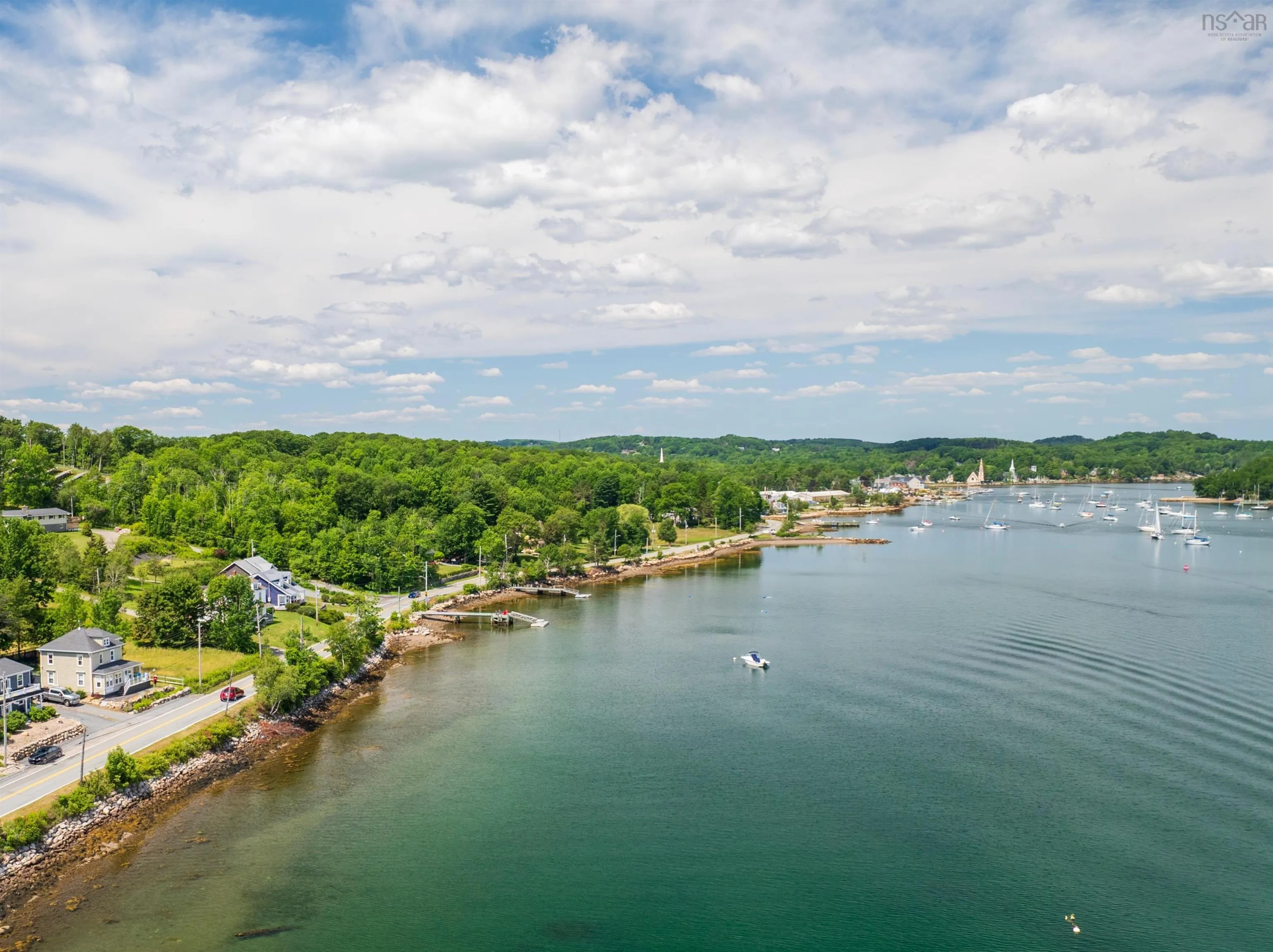 958 Main Street, Mahone Bay, NS B0J 2E0, 3 Bedrooms Bedrooms, ,3 BathroomsBathrooms,Residential,For Sale,Main,202518307