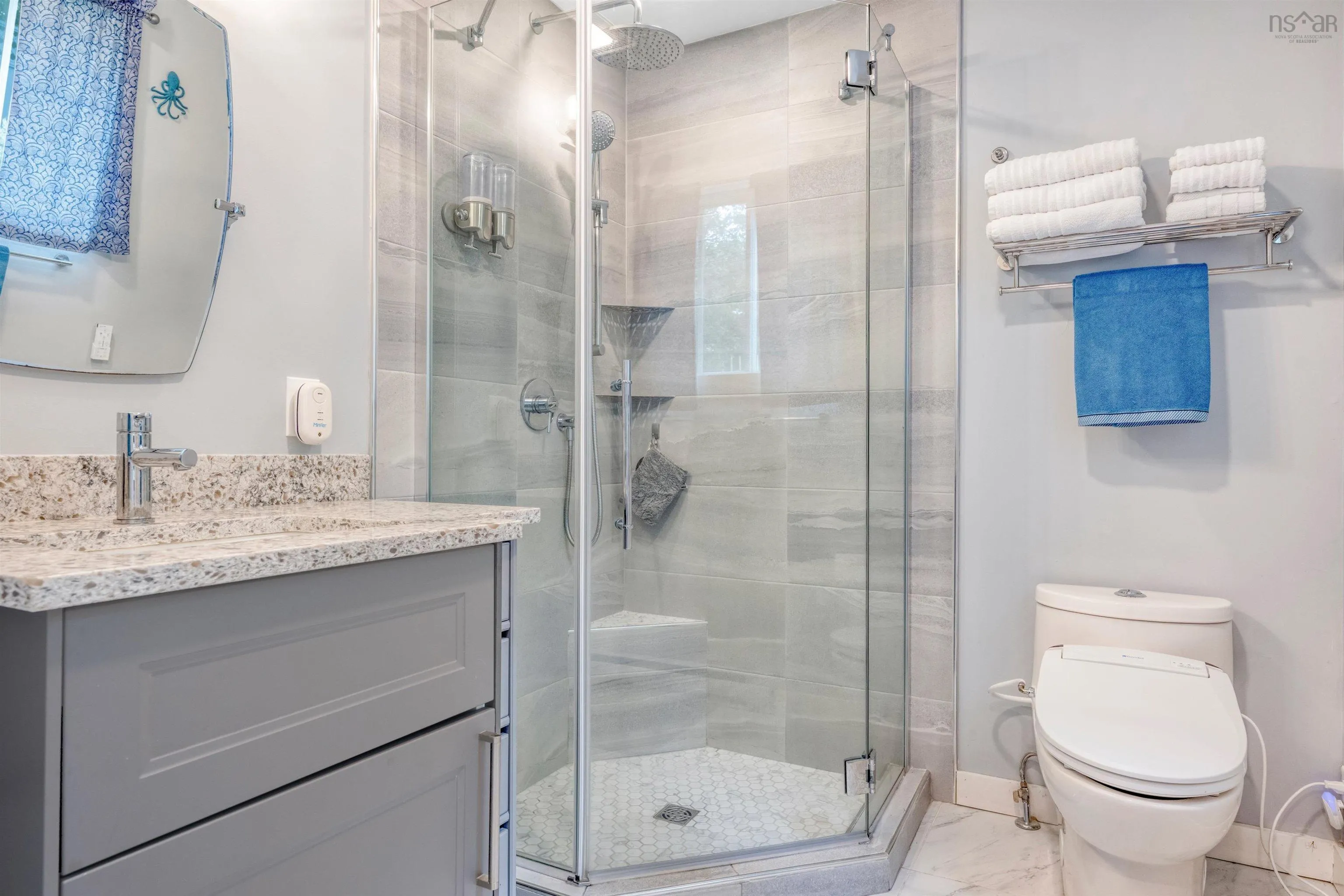958 Main Street, Mahone Bay, NS B0J 2E0, 3 Bedrooms Bedrooms, ,3 BathroomsBathrooms,Residential,For Sale,Main,202518307