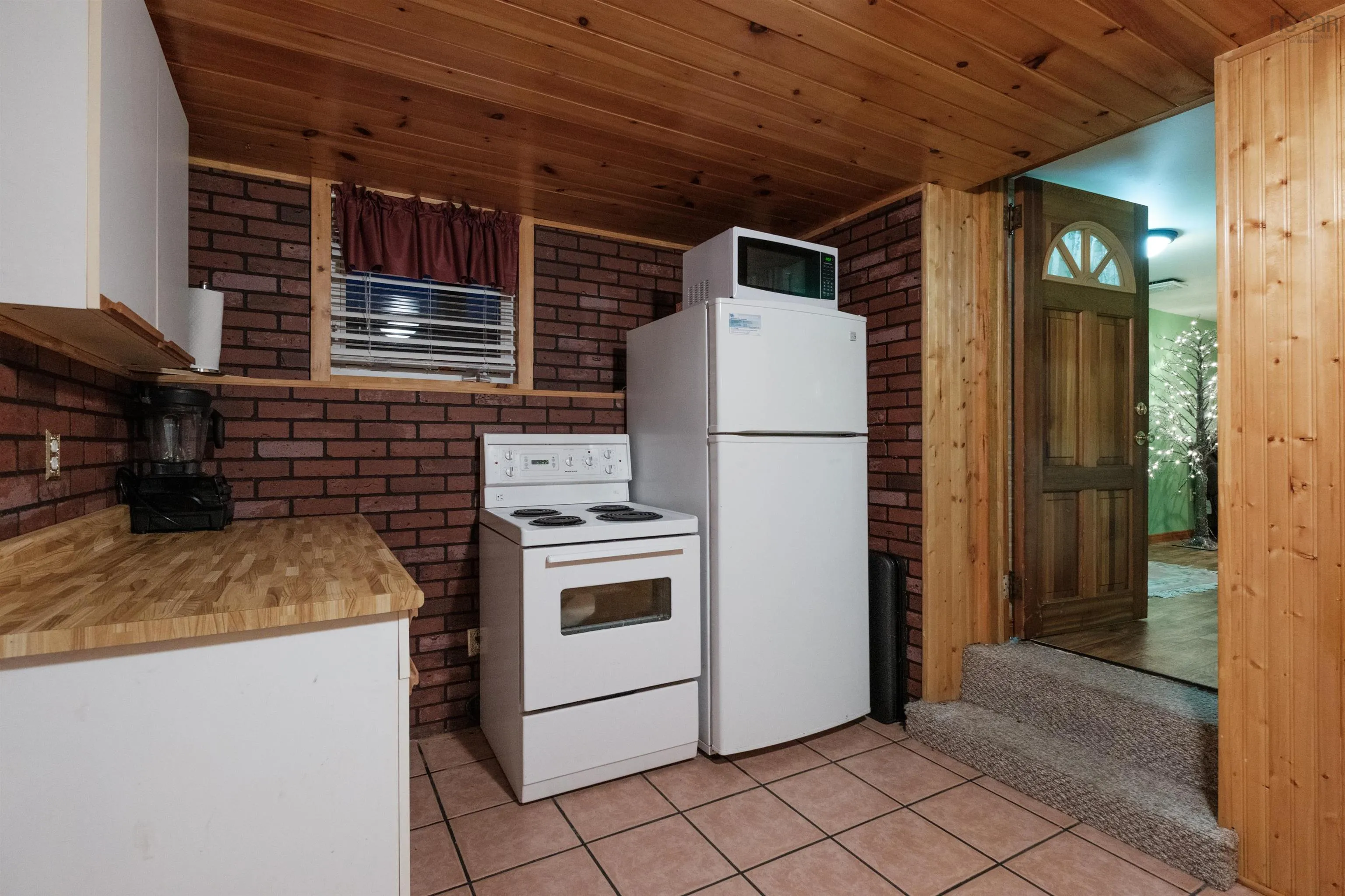 1645 St. Margaret's Bay Road, Timberlea, NS B3T 1B4, 4 Bedrooms Bedrooms, ,2 BathroomsBathrooms,Residential,For Sale,St. Margaret's Bay,202521682