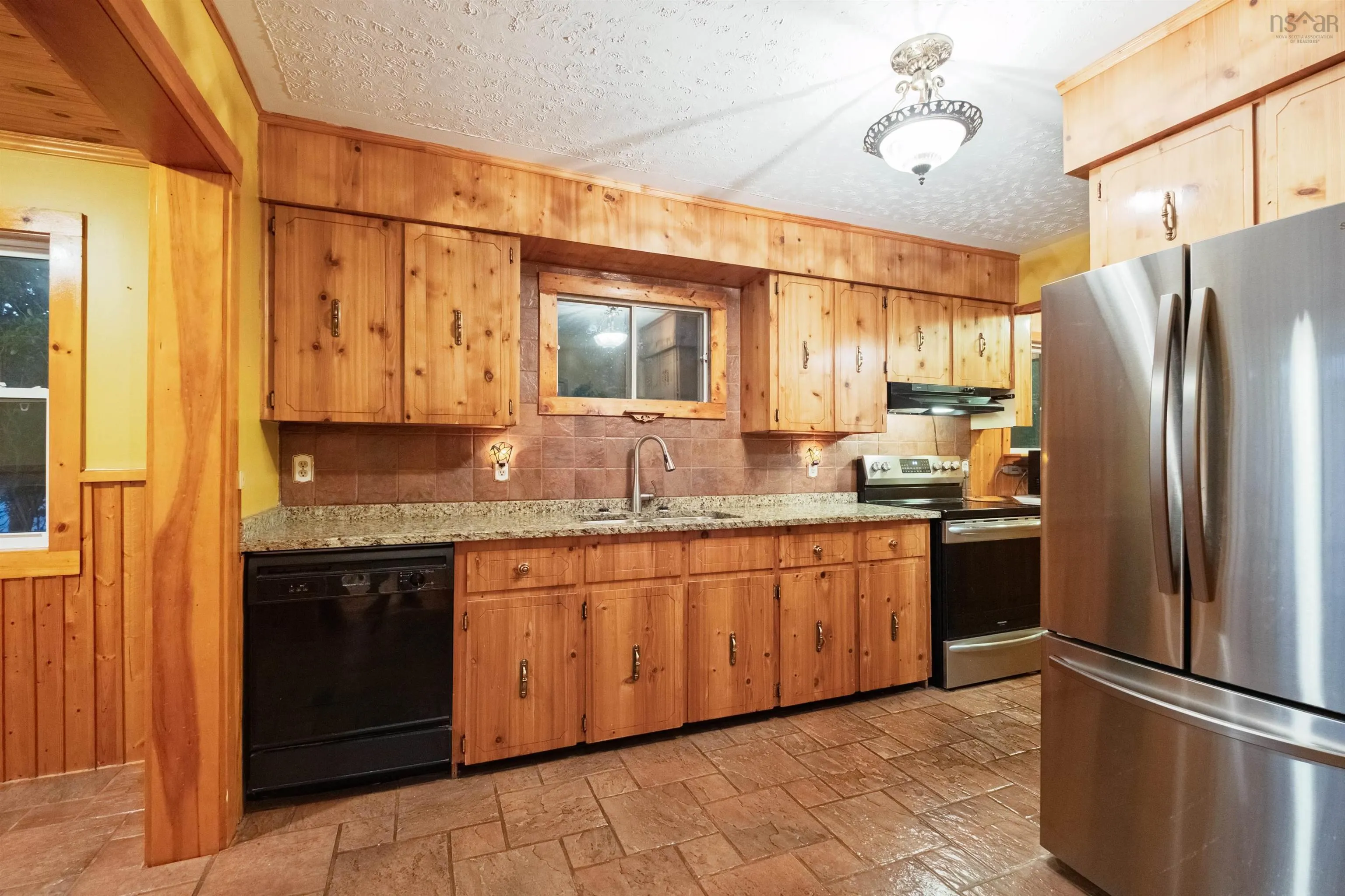 1645 St. Margaret's Bay Road, Timberlea, NS B3T 1B4, 4 Bedrooms Bedrooms, ,2 BathroomsBathrooms,Residential,For Sale,St. Margaret's Bay,202521682