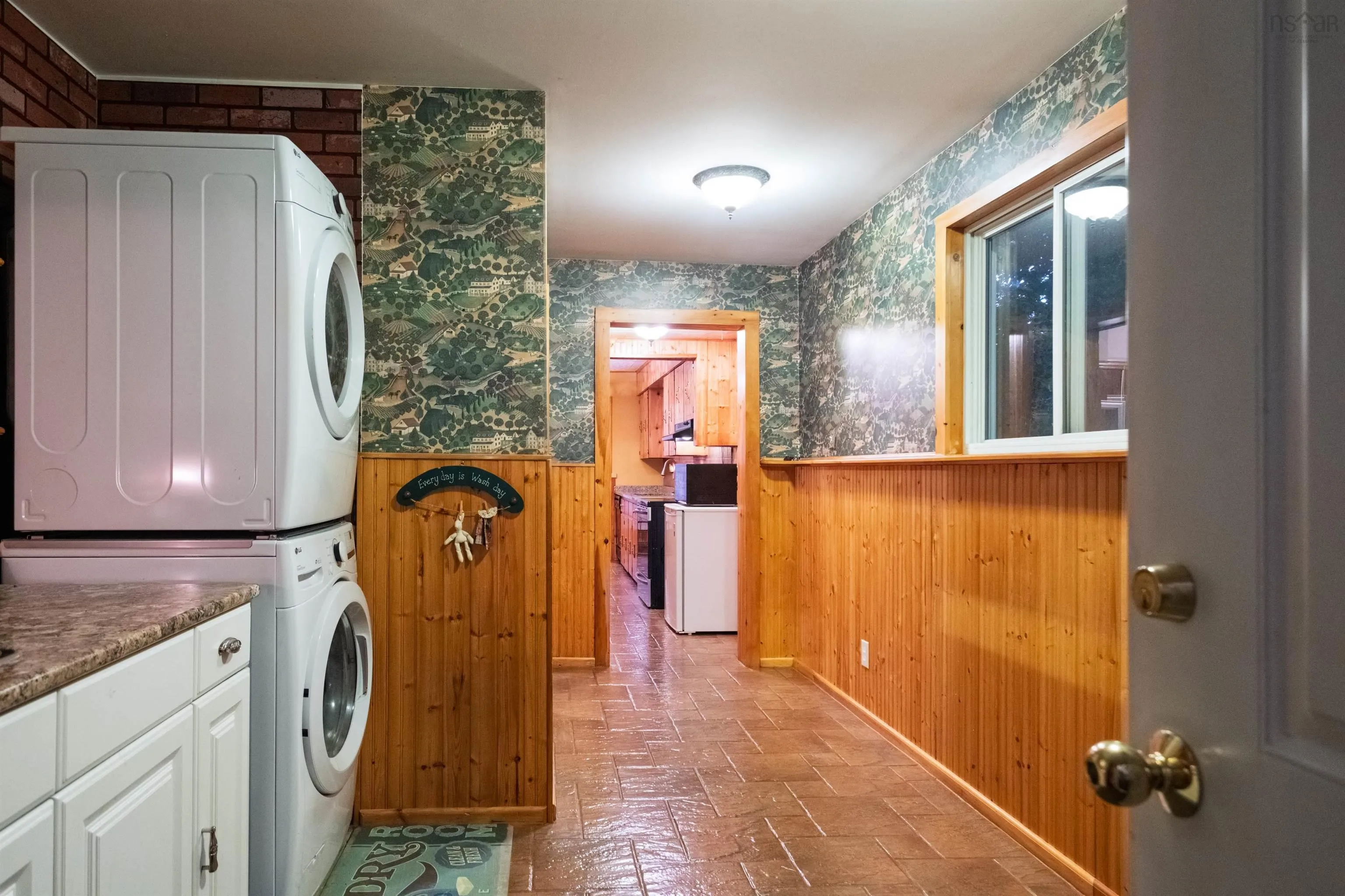 1645 St. Margaret's Bay Road, Timberlea, NS B3T 1B4, 4 Bedrooms Bedrooms, ,2 BathroomsBathrooms,Residential,For Sale,St. Margaret's Bay,202521682