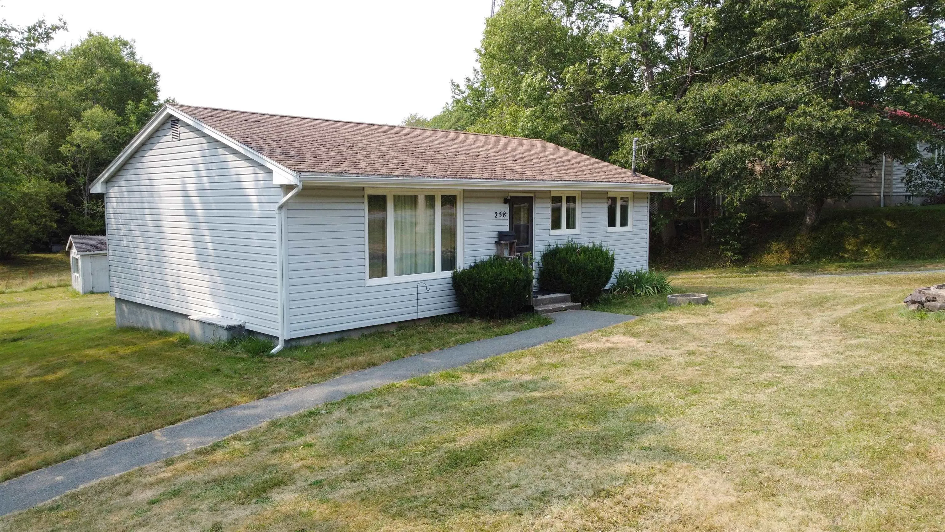 258 Holland Road, Fletchers Lake, NS B2T 1A1, 3 Bedrooms Bedrooms, ,1 BathroomBathrooms,Residential,For Sale,Holland,202519609