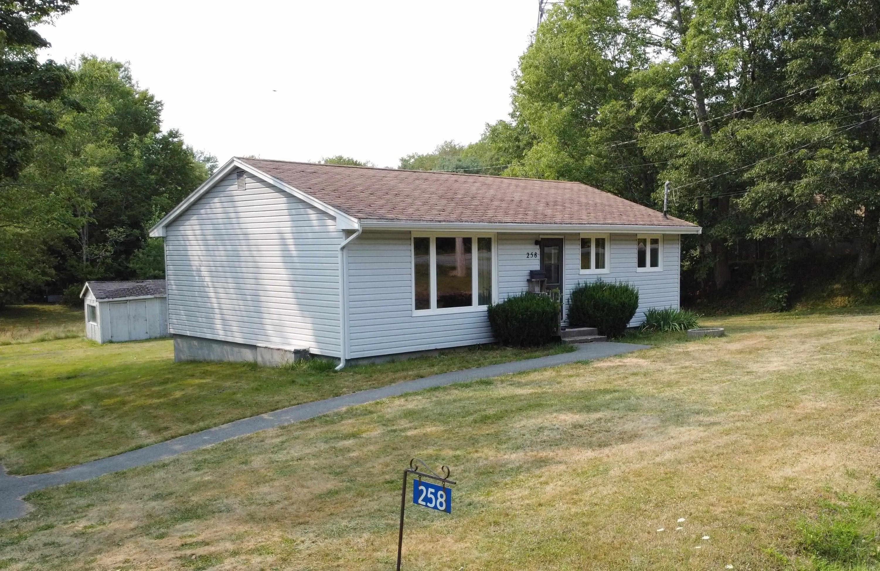 258 Holland Road, Fletchers Lake, NS B2T 1A1, 3 Bedrooms Bedrooms, ,1 BathroomBathrooms,Residential,For Sale,Holland,202519609