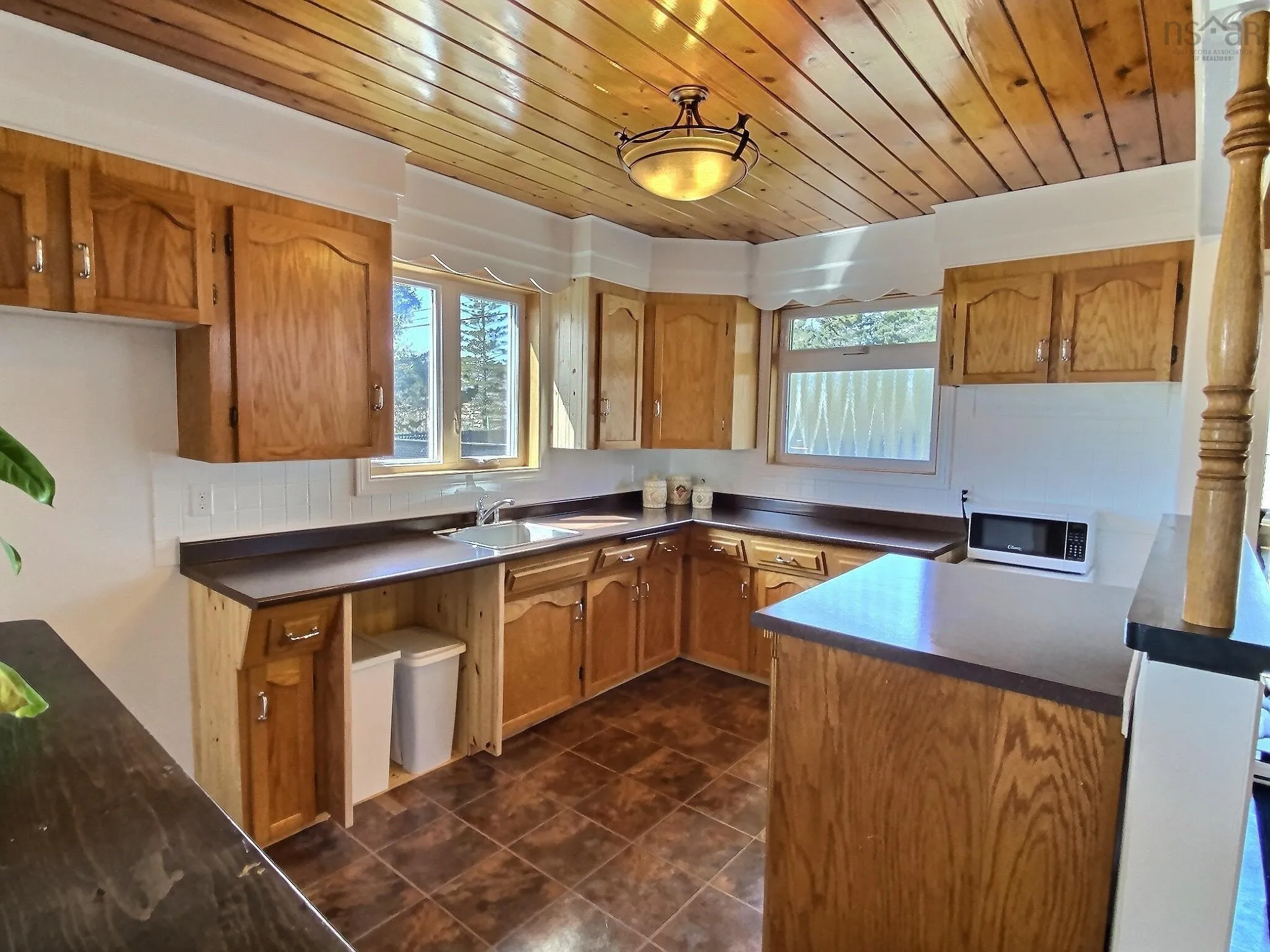 19020 Nova Scotia Trunk 7, Tangier, NS B0J 3H0, 3 Bedrooms Bedrooms, ,2 BathroomsBathrooms,Residential,For Sale,Nova Scotia Trunk 7,202506963