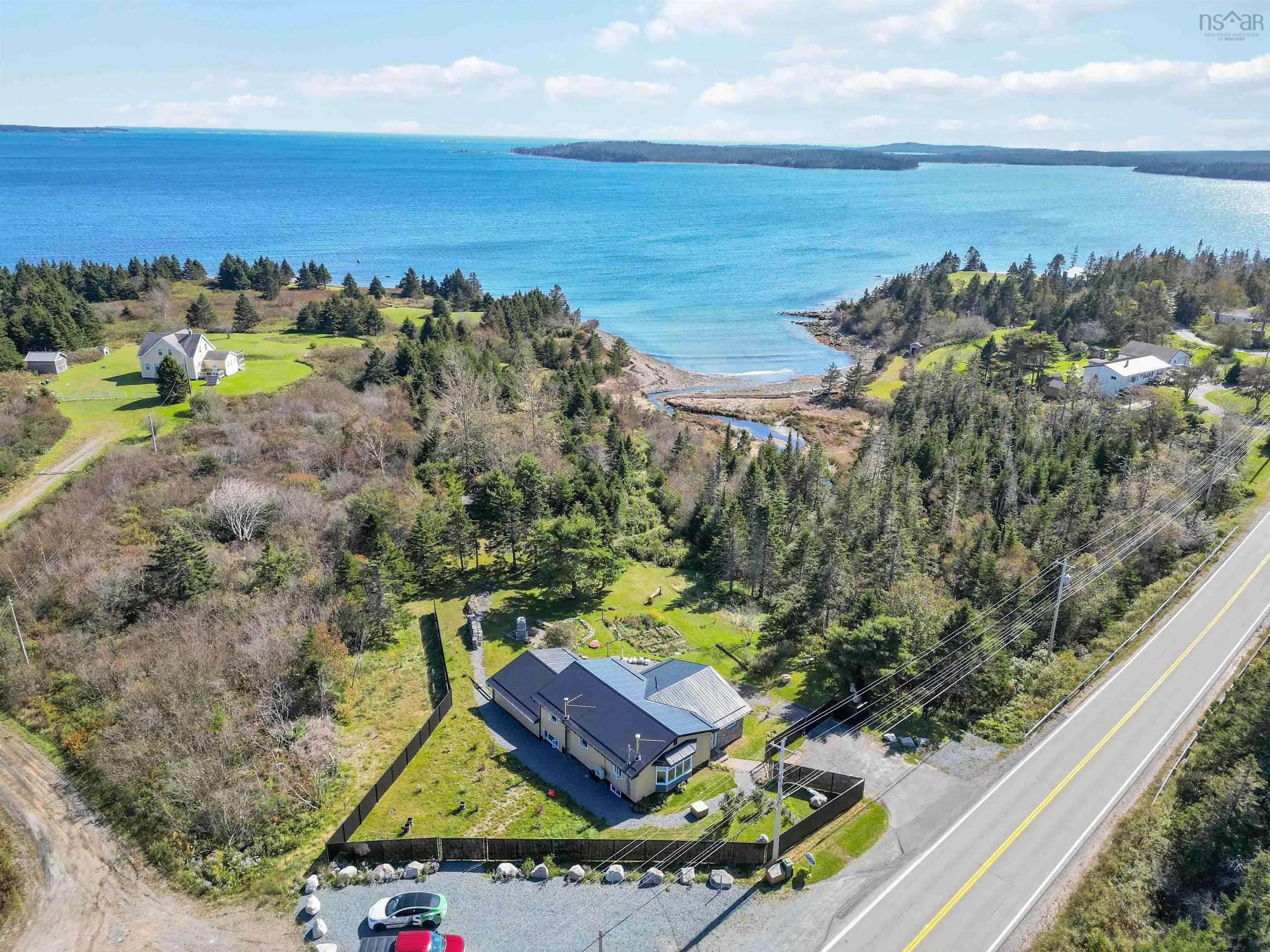 19020 Nova Scotia Trunk 7, Tangier, NS B0J 3H0, 3 Bedrooms Bedrooms, ,2 BathroomsBathrooms,Residential,For Sale,Nova Scotia Trunk 7,202506963