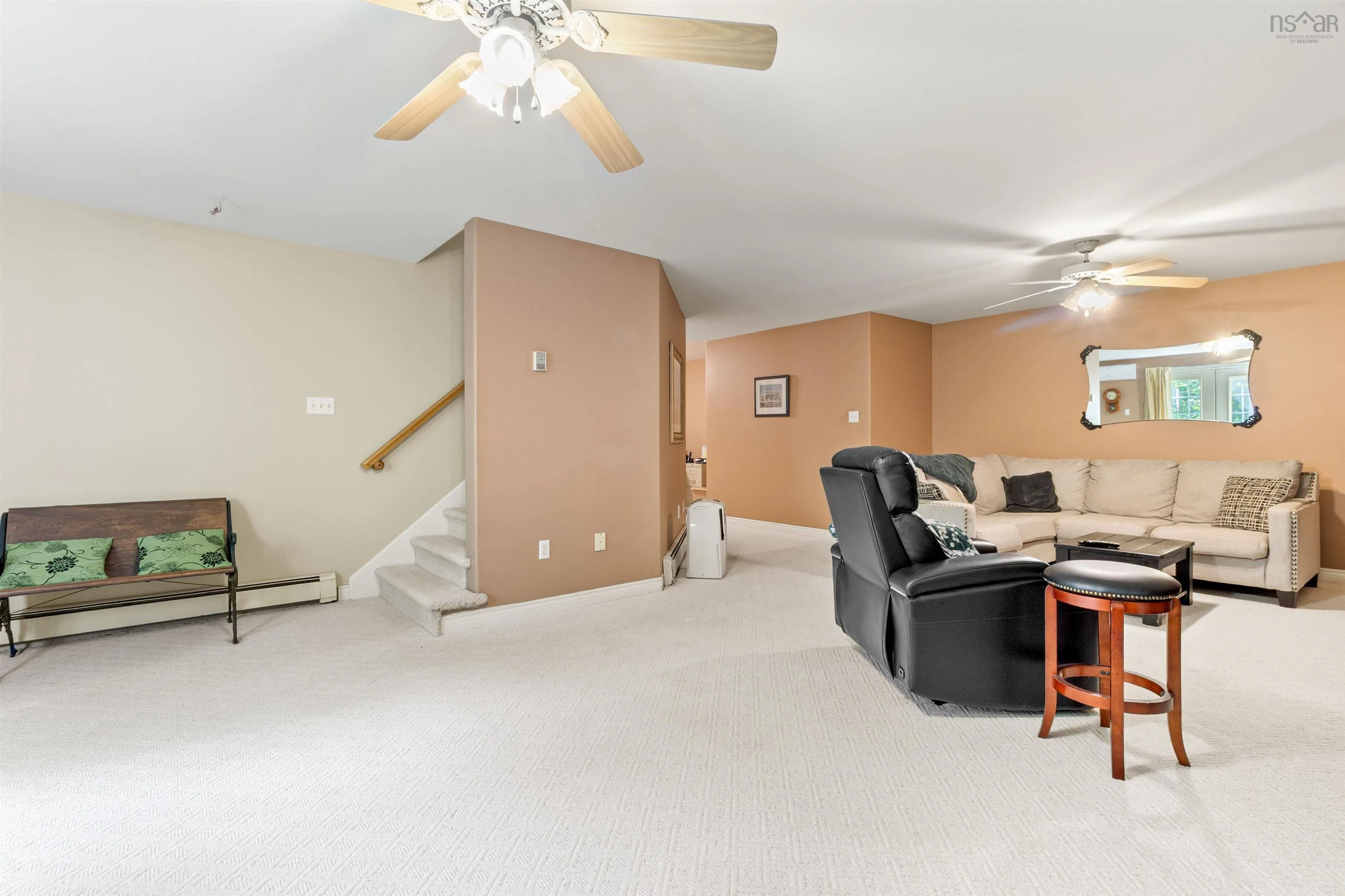 42 Canterbury Lane, Fall River, NS B2T 1A4, 3 Bedrooms Bedrooms, ,3 BathroomsBathrooms,Residential,For Sale,Canterbury,202522453