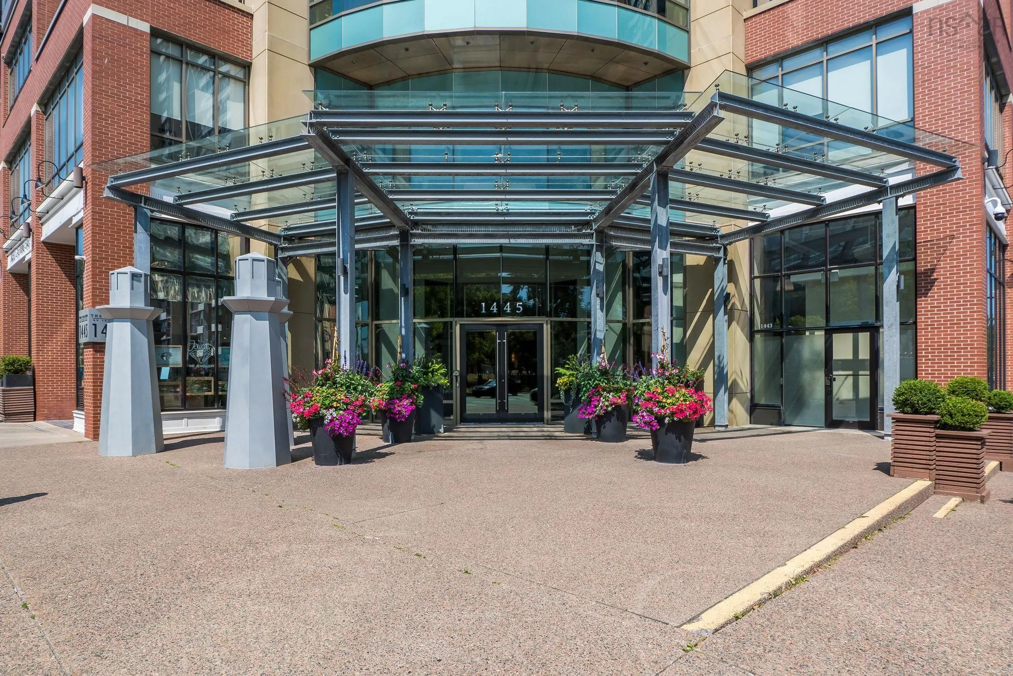 303-1445 South Park Street, Halifax, NS B3J 0B6, 2 Bedrooms Bedrooms, ,2 BathroomsBathrooms,Residential,For Sale,South Park,202520581