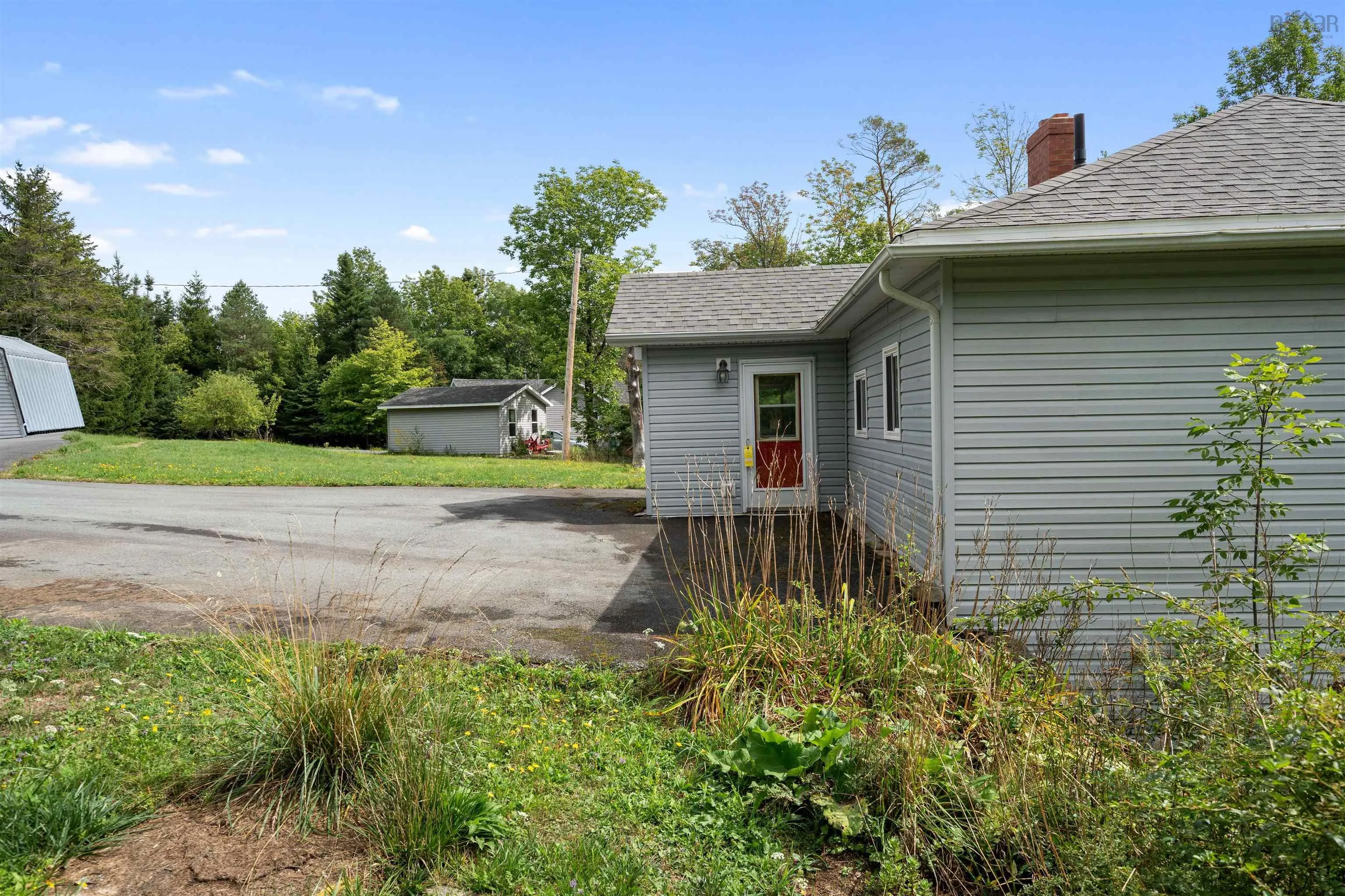 24 Buchanan Avenue, Enfield, NS B2T 1C8, 1 Bedroom Bedrooms, ,1 BathroomBathrooms,Residential,For Sale,Buchanan,202523066