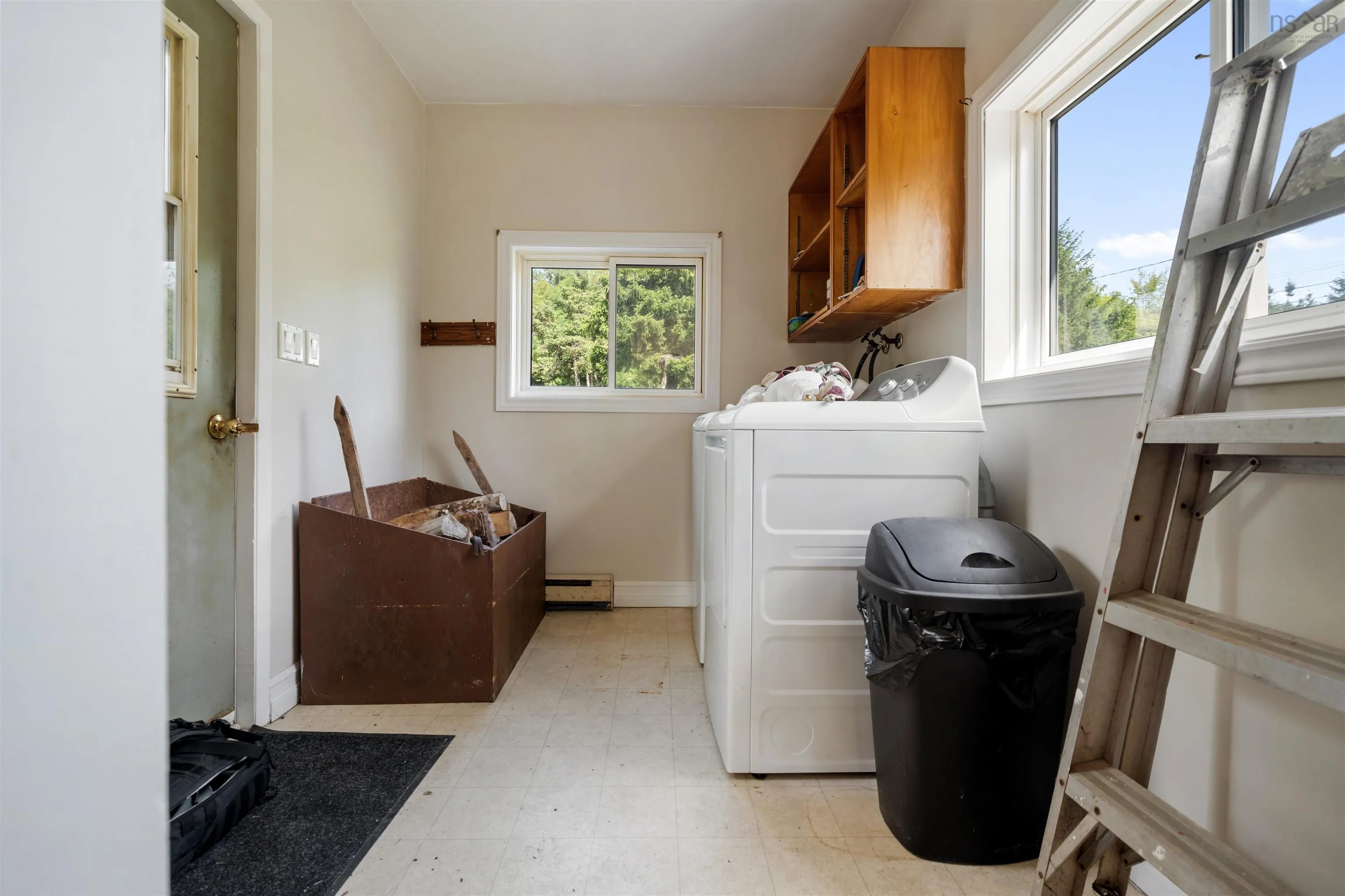 24 Buchanan Avenue, Enfield, NS B2T 1C8, 1 Bedroom Bedrooms, ,1 BathroomBathrooms,Residential,For Sale,Buchanan,202523066