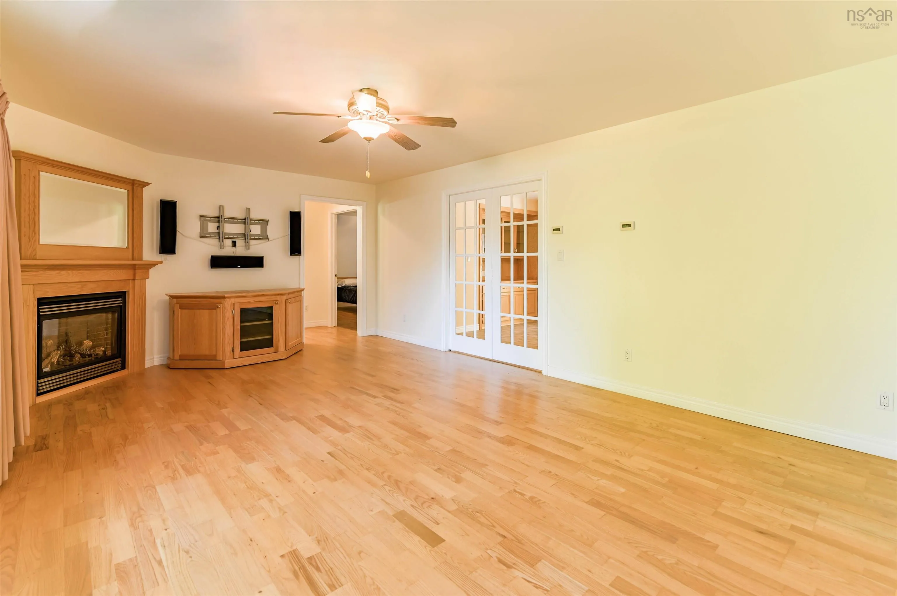 410 Park St, Kentville, NS B4N 1M9, 3 Bedrooms Bedrooms, ,3 BathroomsBathrooms,Residential,For Sale,Park St,202518717