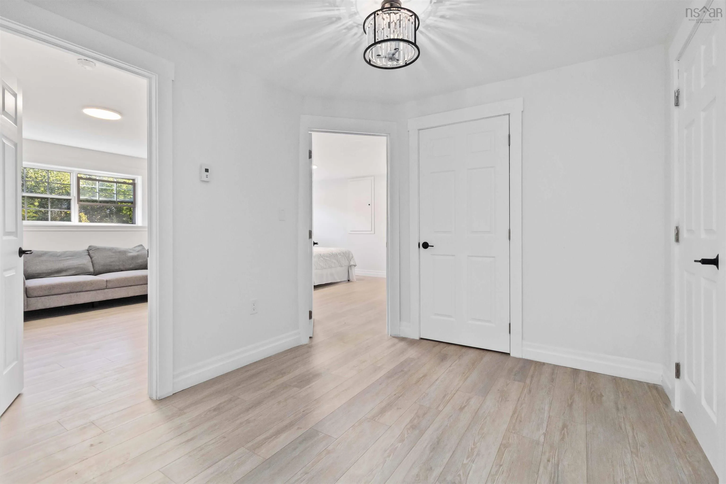 667/669 Hammonds Plains Road, Bedford, NS B4B 1A6, 5 Bedrooms Bedrooms, ,2 BathroomsBathrooms,Residential,For Sale,Hammonds Plains,202522539