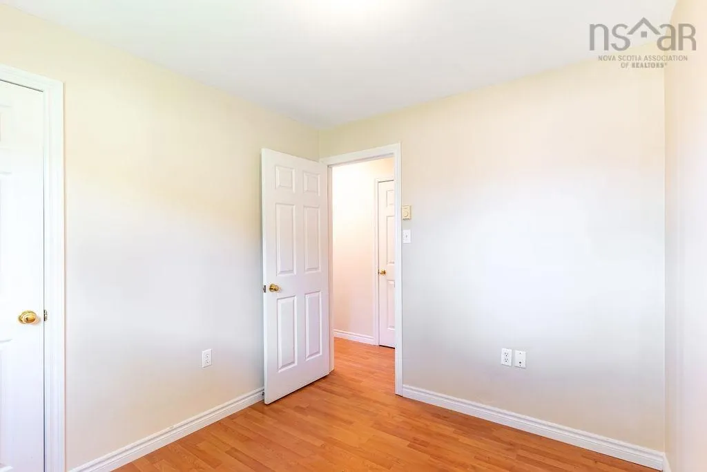 14 Everette Street, Woodside, NS B2W 1G5, 3 Bedrooms Bedrooms, ,2 BathroomsBathrooms,Residential,For Sale,Everette,202519887