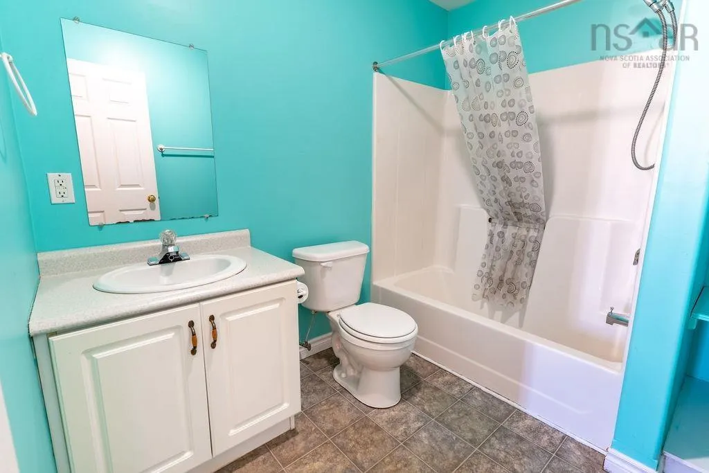 14 Everette Street, Woodside, NS B2W 1G5, 3 Bedrooms Bedrooms, ,2 BathroomsBathrooms,Residential,For Sale,Everette,202519887