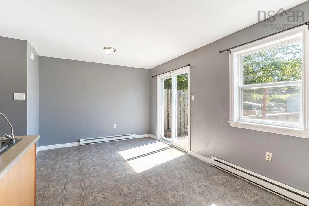 14 Everette Street, Woodside, NS B2W 1G5, 3 Bedrooms Bedrooms, ,2 BathroomsBathrooms,Residential,For Sale,Everette,202519887