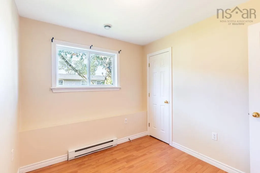 14 Everette Street, Woodside, NS B2W 1G5, 3 Bedrooms Bedrooms, ,2 BathroomsBathrooms,Residential,For Sale,Everette,202519887
